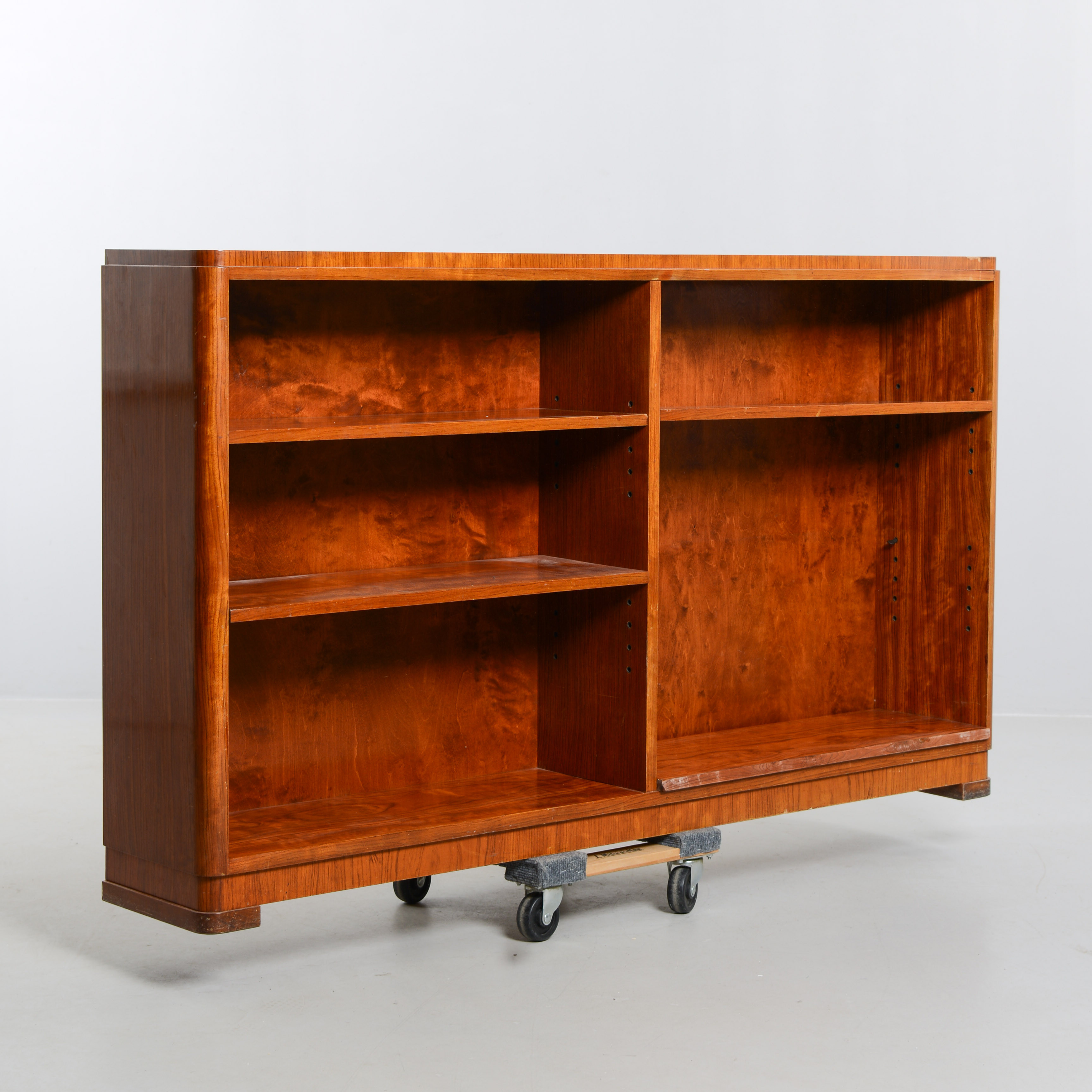 BOKHYLLA, Mjölby, 1900-talets tidigare del.