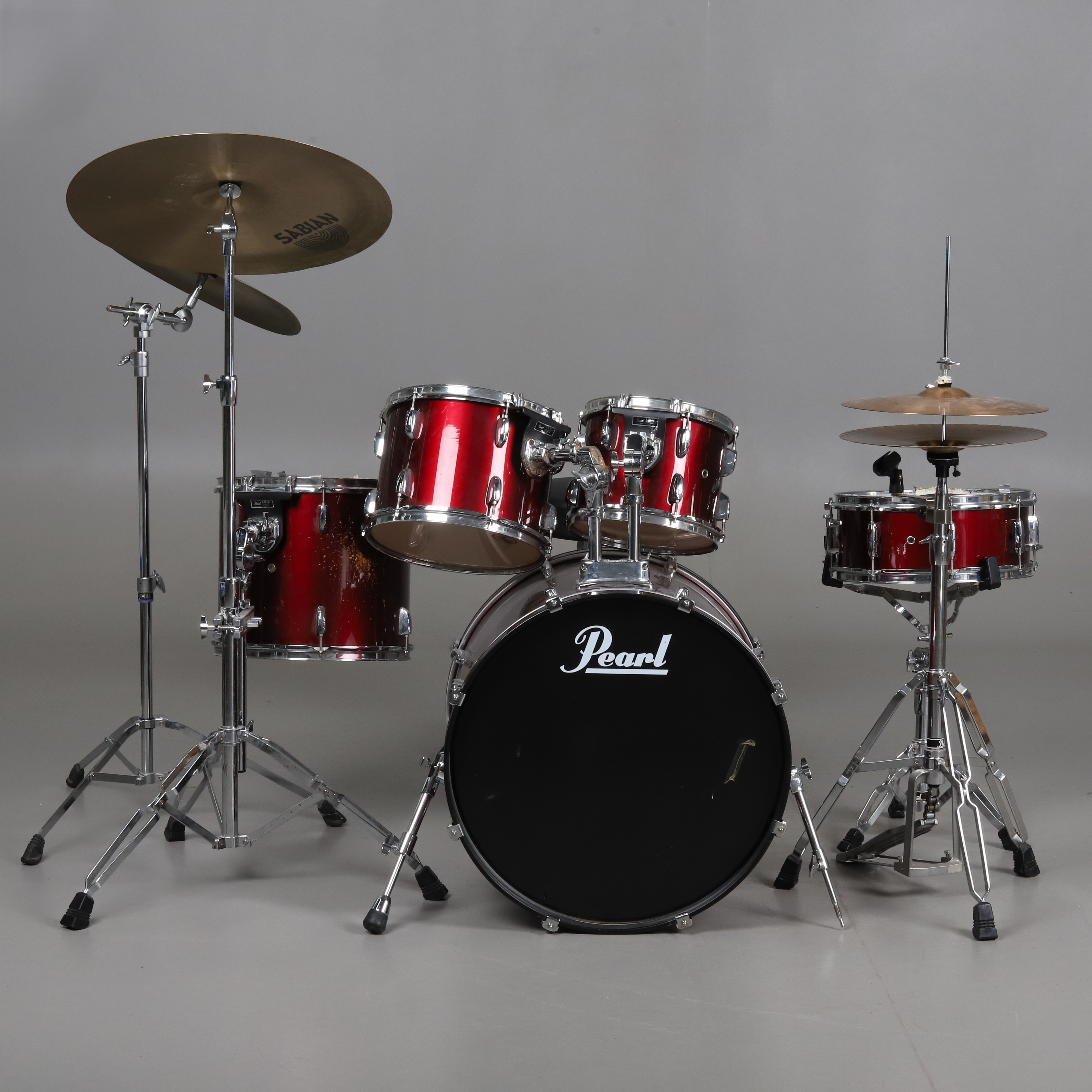 TRUMSET, 8 delar, Pearl " Roadshow", samt stol Yamaha.