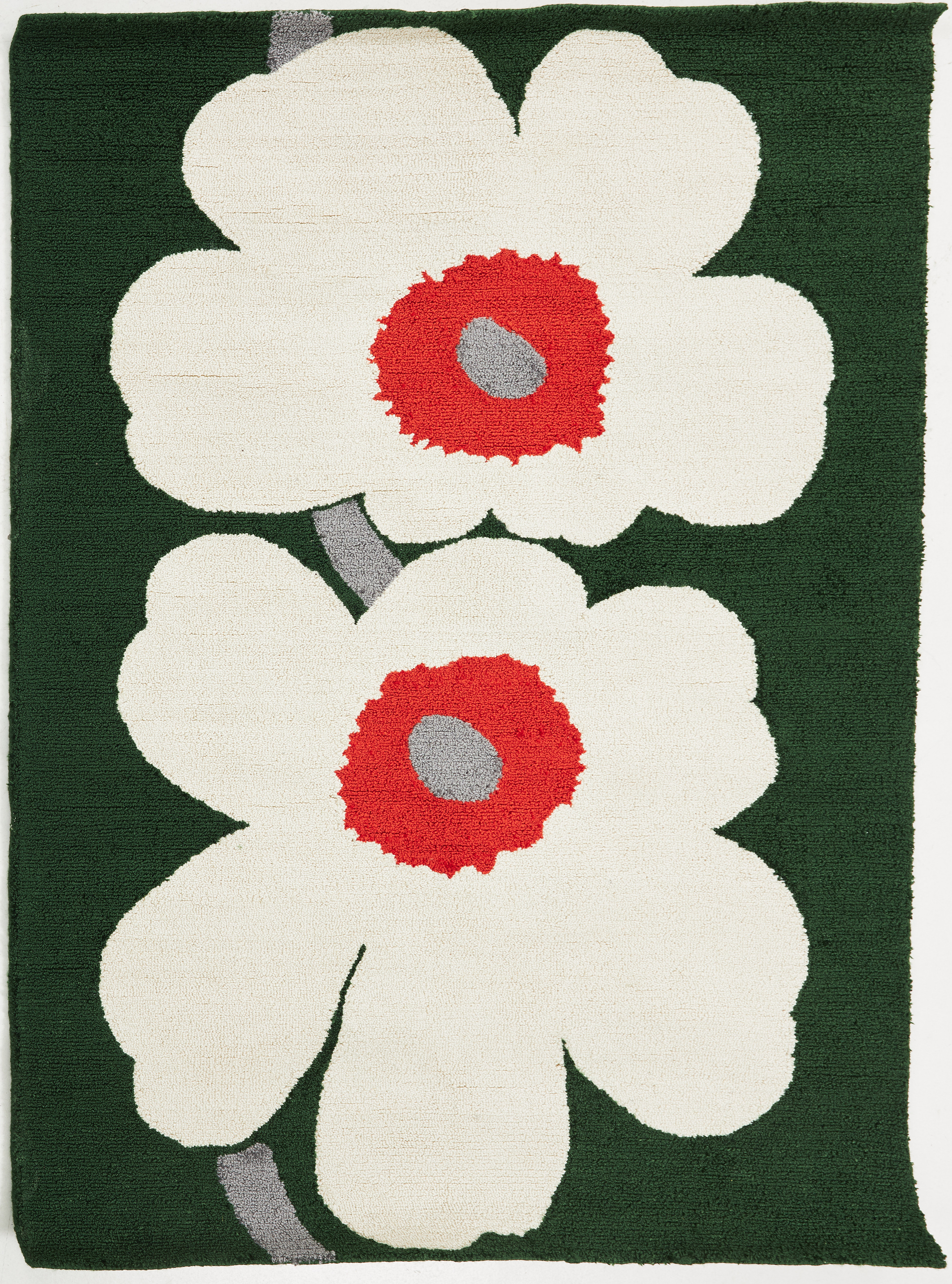 MAIJA ISOLA. matta, "Unikko 60th Anniversary", ca 200x140 cm, tillverkad i Indien för Marimekko, för inom- och utomhusbruk.