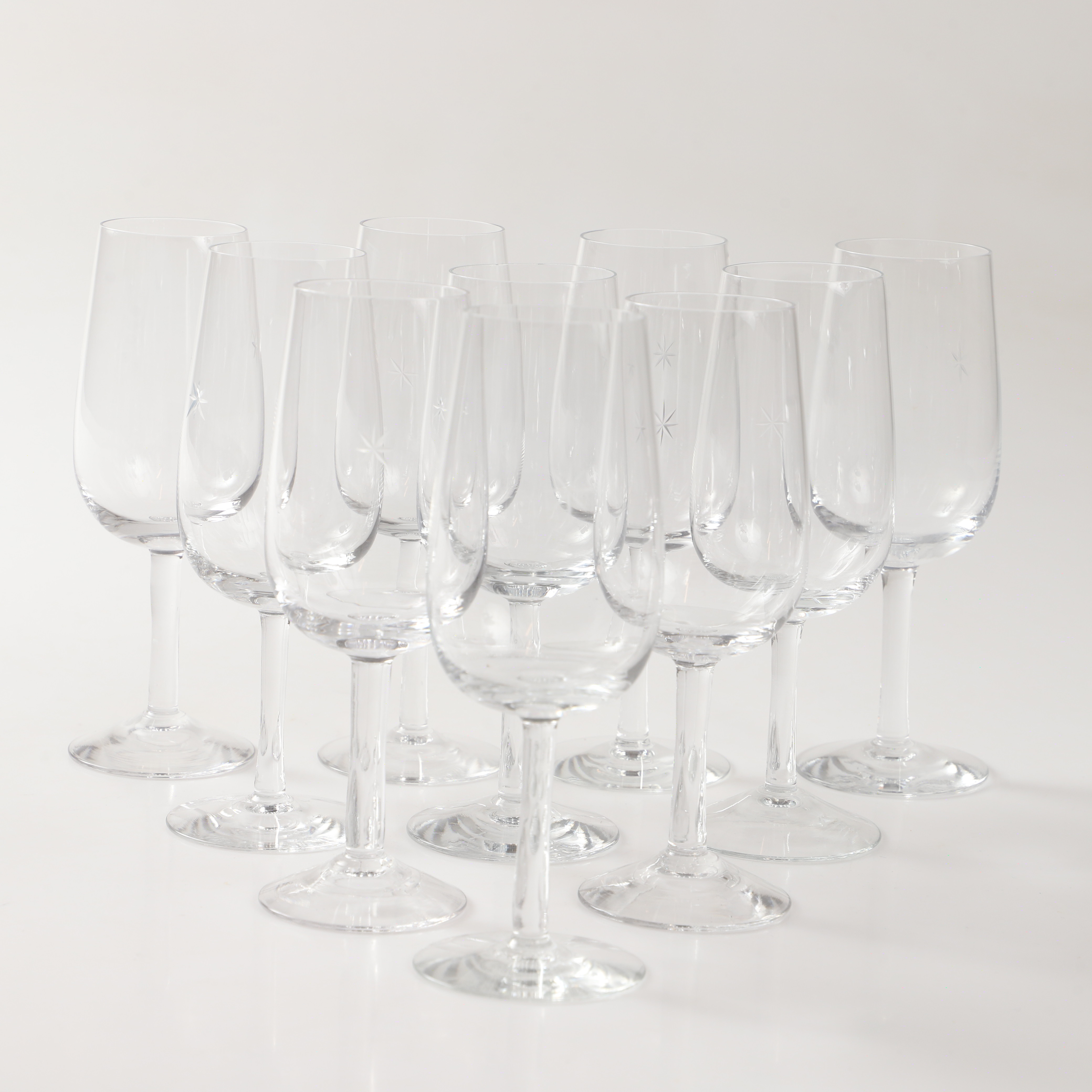 SIGNE PERSSON-MELIN. Vitvinsglas, 10 stycken, "Bouquet", Kosta Boda.