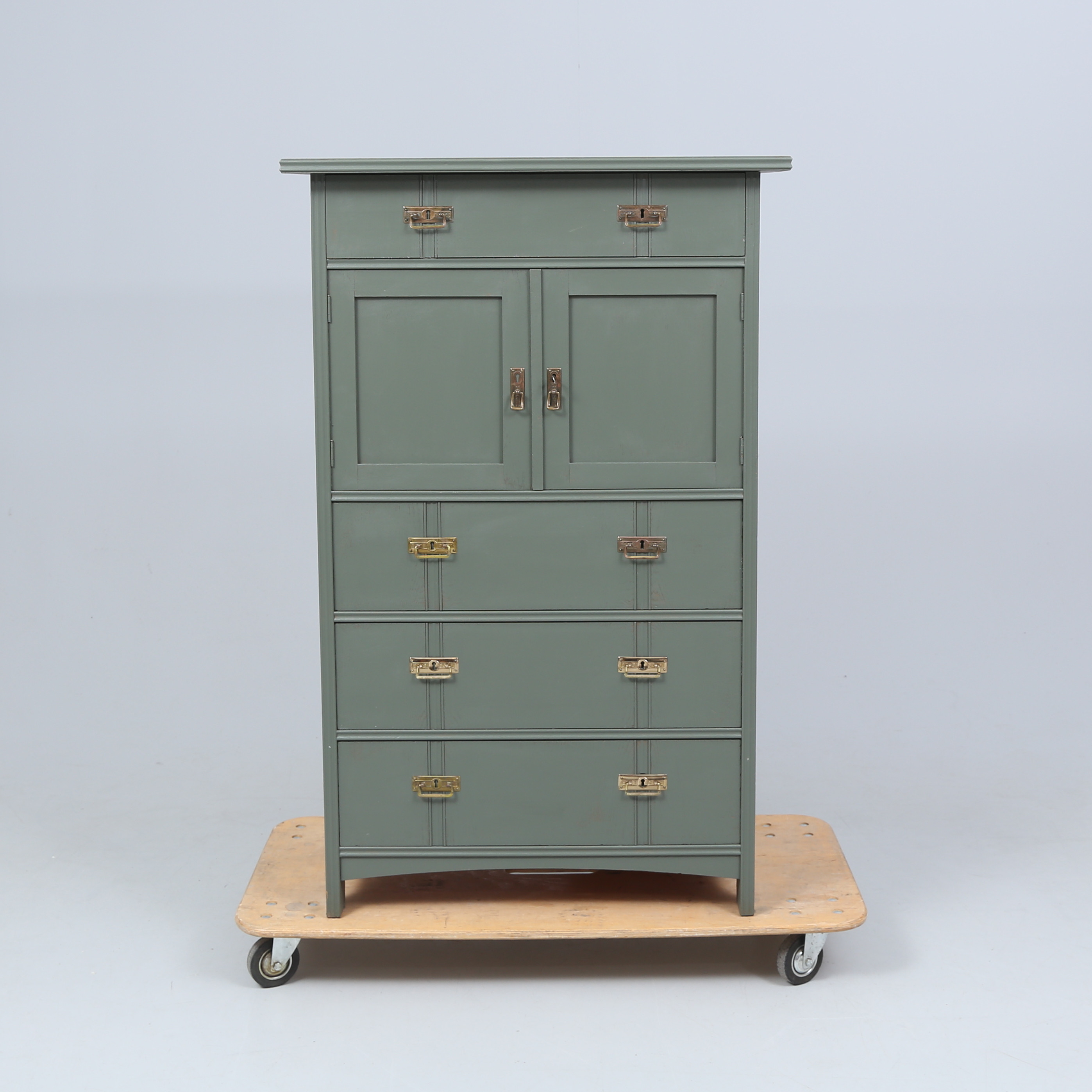 BYRÅ/SKÅP, bemålad, jugend, tidigt 1900-tal.