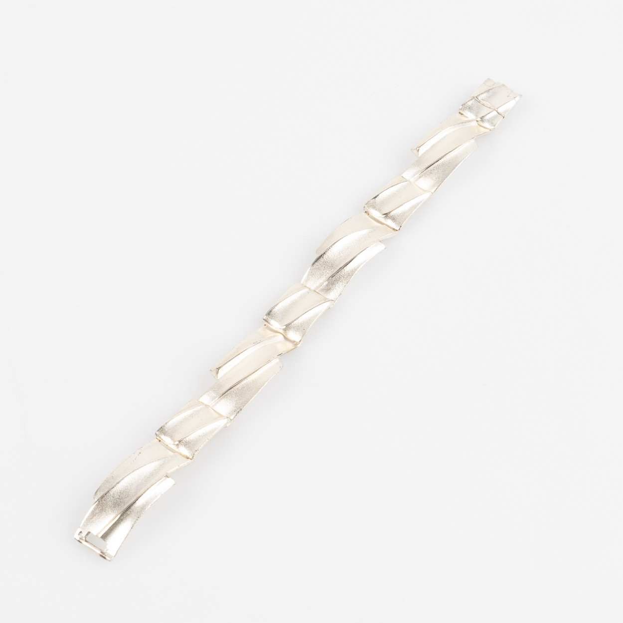 ZOLTAN POPOVITZ. Armband, "Electra", sterlingsilver, Lapponia, Finland.