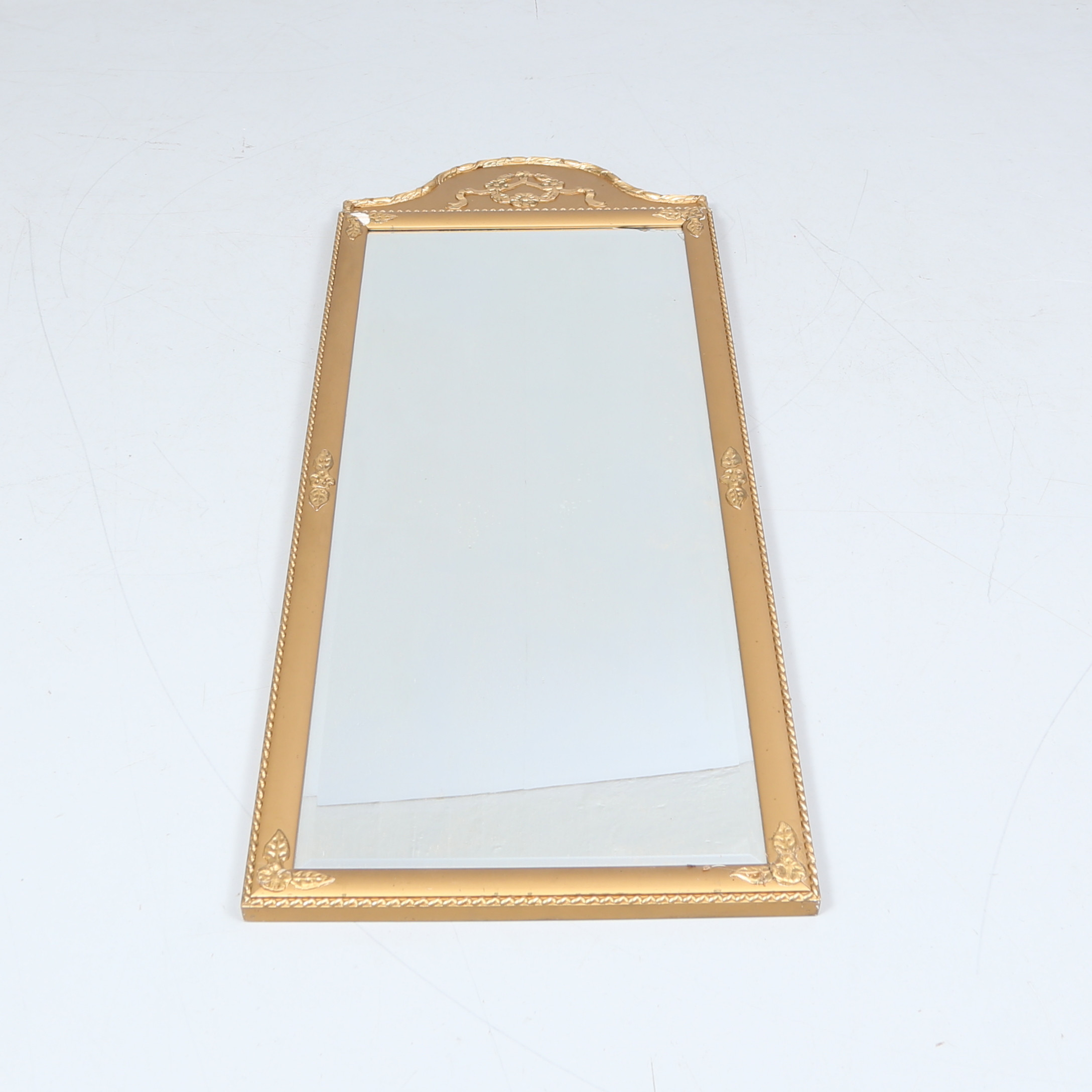 SPEGEL, bronserad, 1900-talets första hälft.