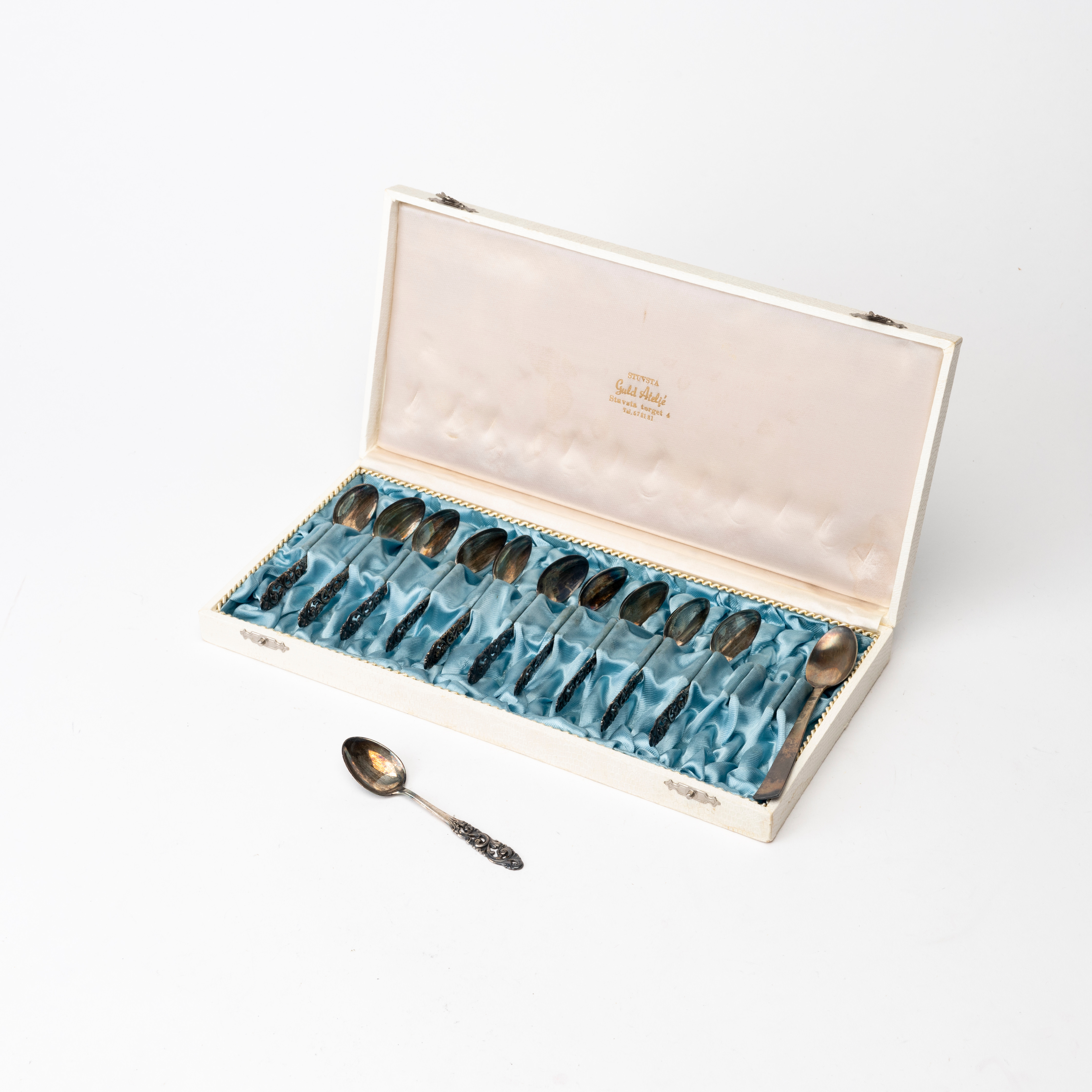 Skedar, silver, 11+1, NM, svenska importstämplar samt "Rosenholm", Jacob Ängman, GAB, 1985.