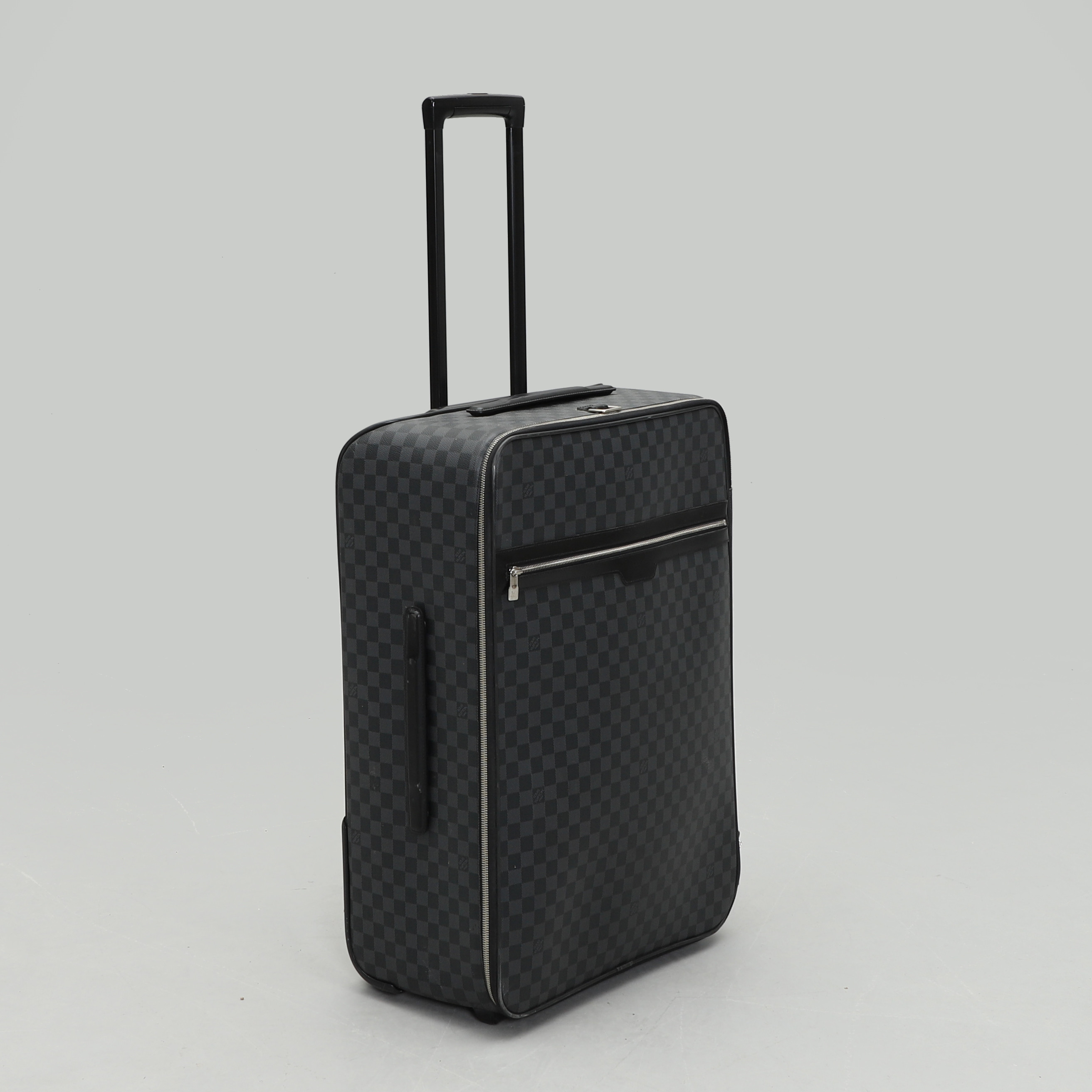 LOUIS VUITTON. RULLVÄSKA, Damier Graphite Pegase 65. Made in France, 2010.