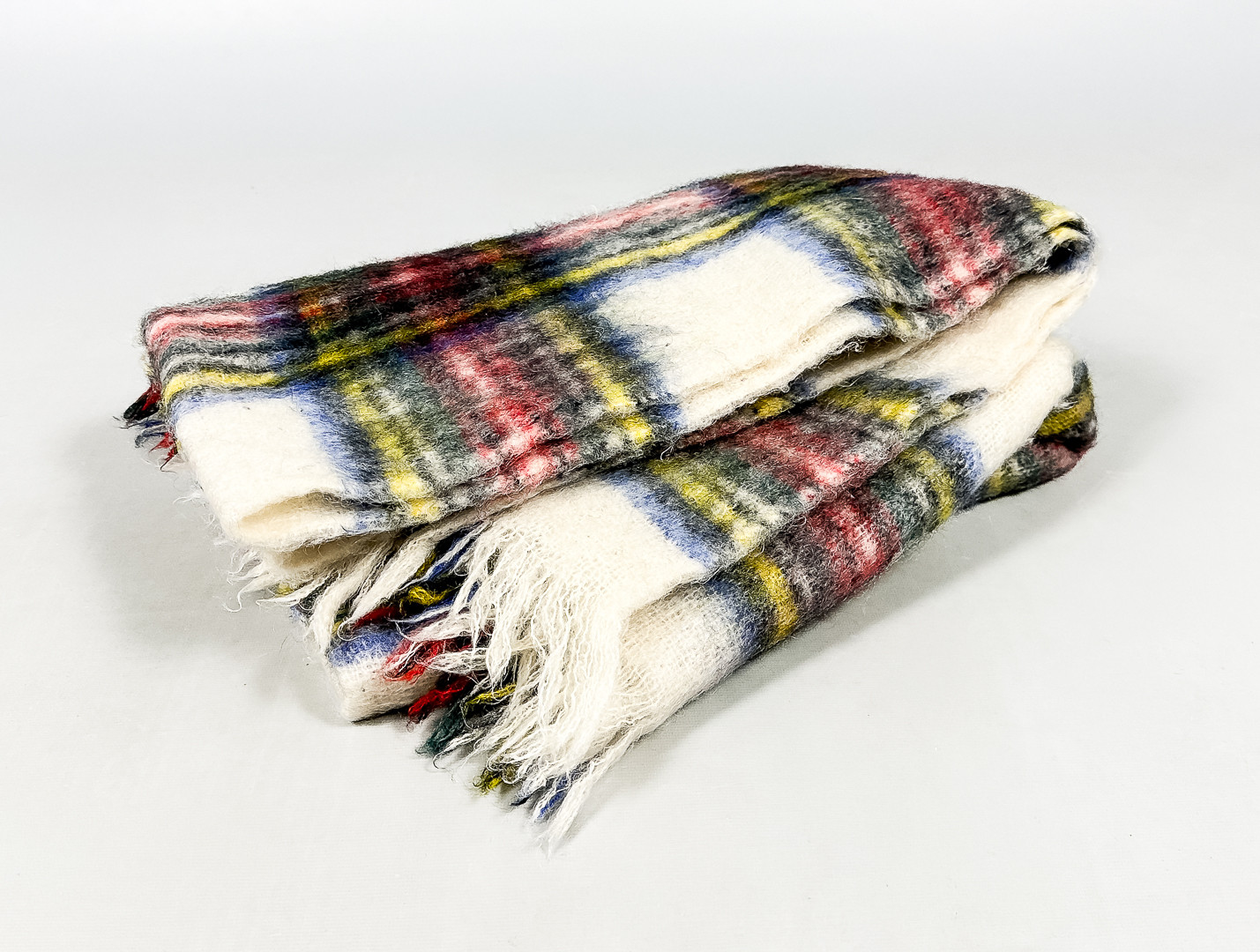 PLÄD, Mohair & ull, Hand Acraft, Skottland, 1900-tal.