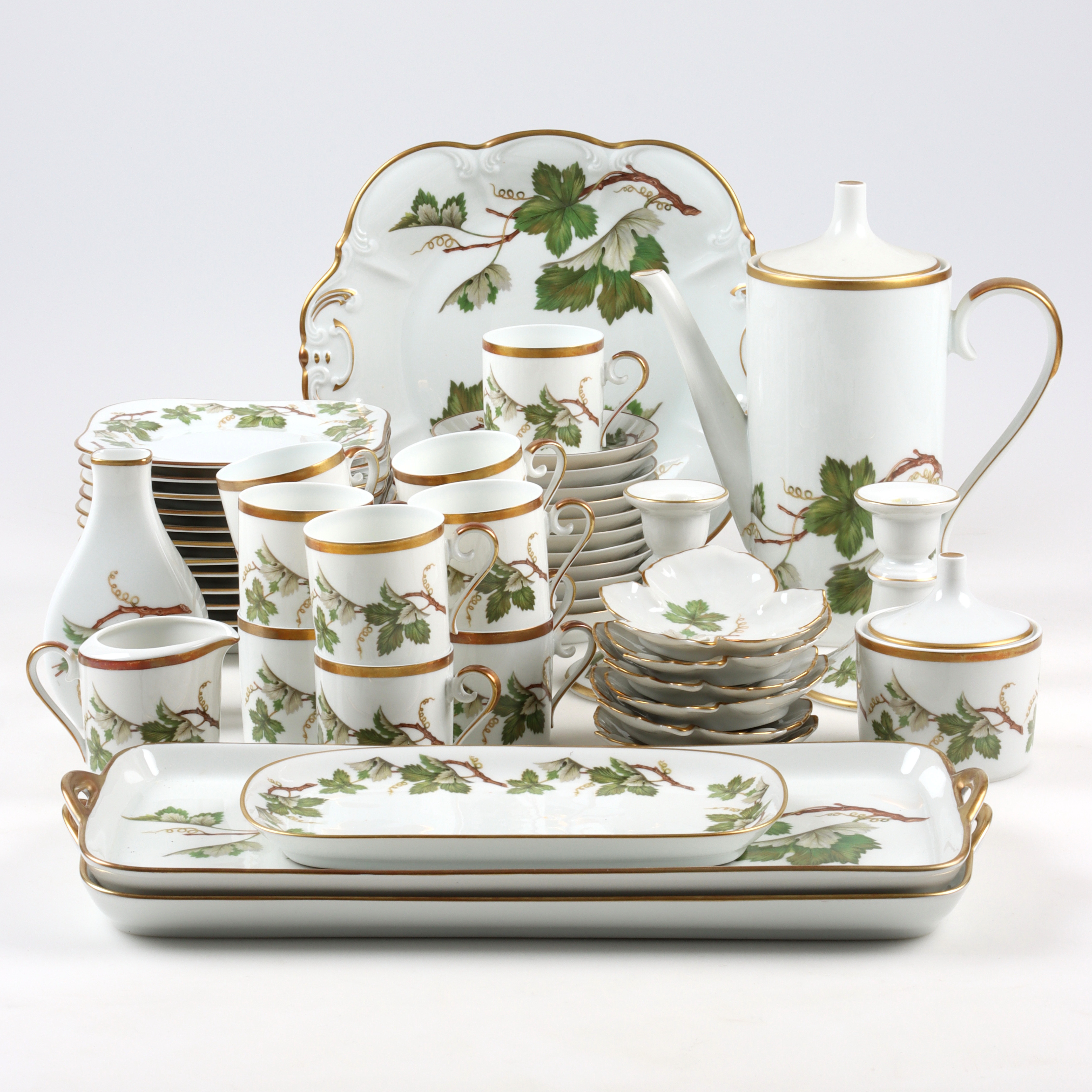 KAFFESERVIS, 51 delar, st, porslin, "Vinranka", Hackefors. 1950/60-tal.