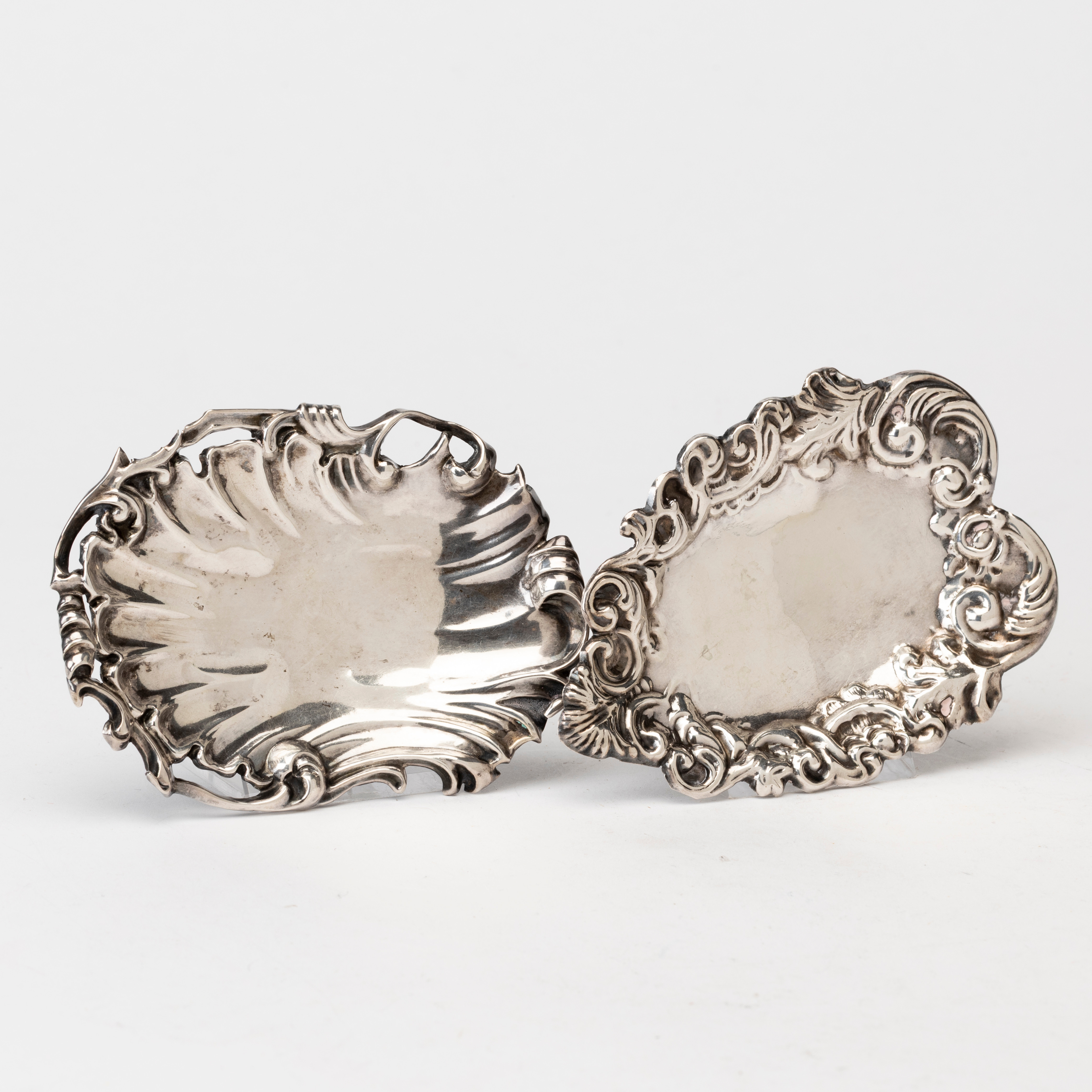 FAT på FOT 2 st, silver, Anders Lilja, 1853 samt oidentifierade stämplar.