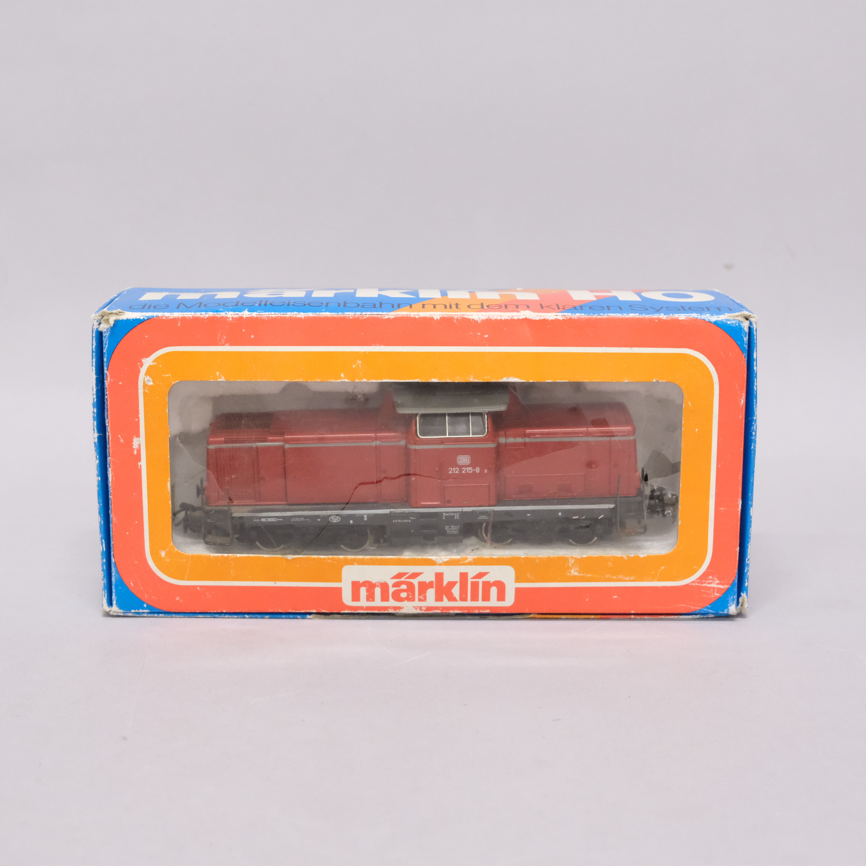 MÄRKLIN. MODELLJÄRNVÄG, DIESELLOK. "DB 212 215-8". SKALA H0.