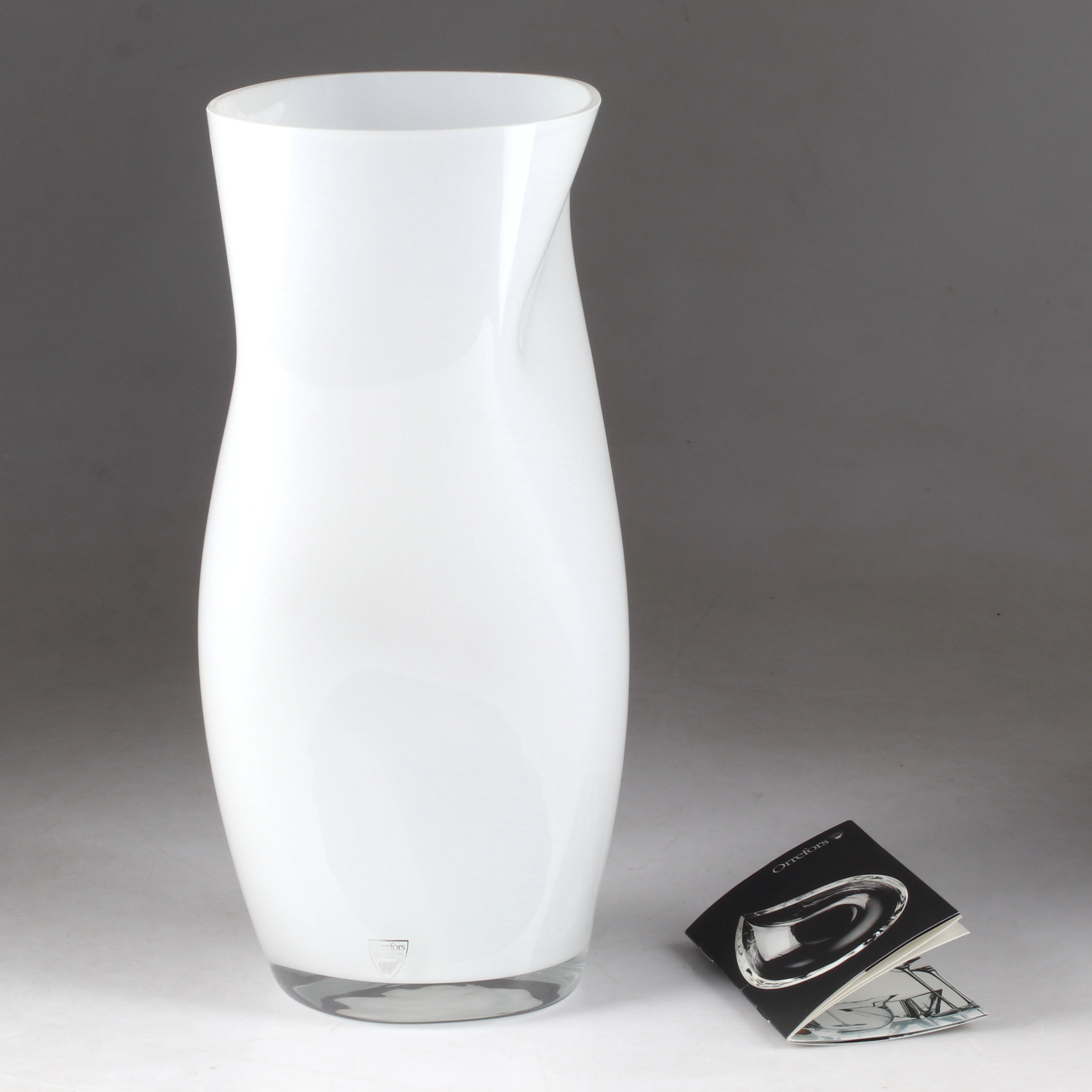 LENA BERGSTRÖM. Vas, "Squeeze", glas, Orrefors.