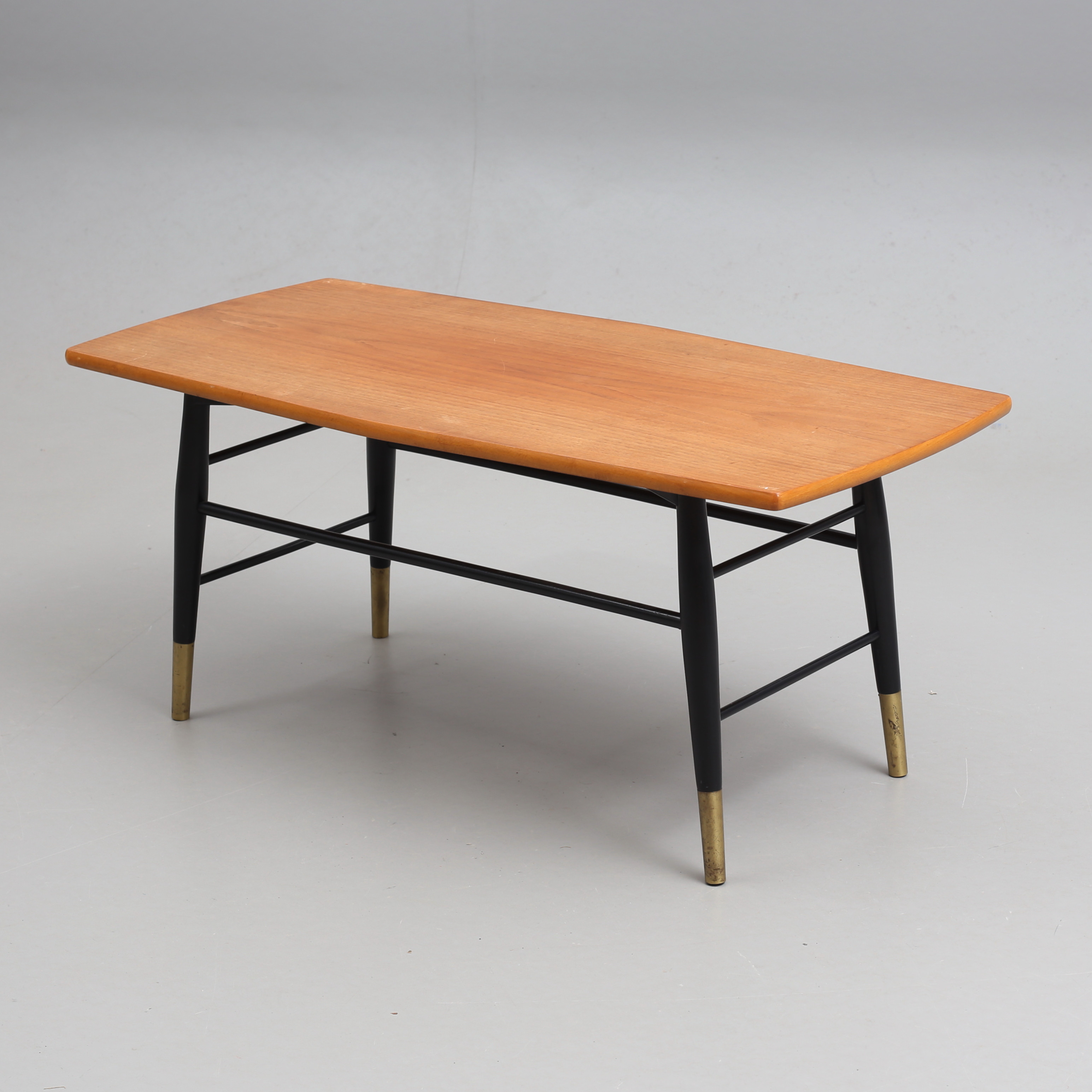 KARL-AXEL ADOLFSSON. Soffbord, teak, Tingströms, Valdemarsvik, etikettmärkt, 1960-tal.