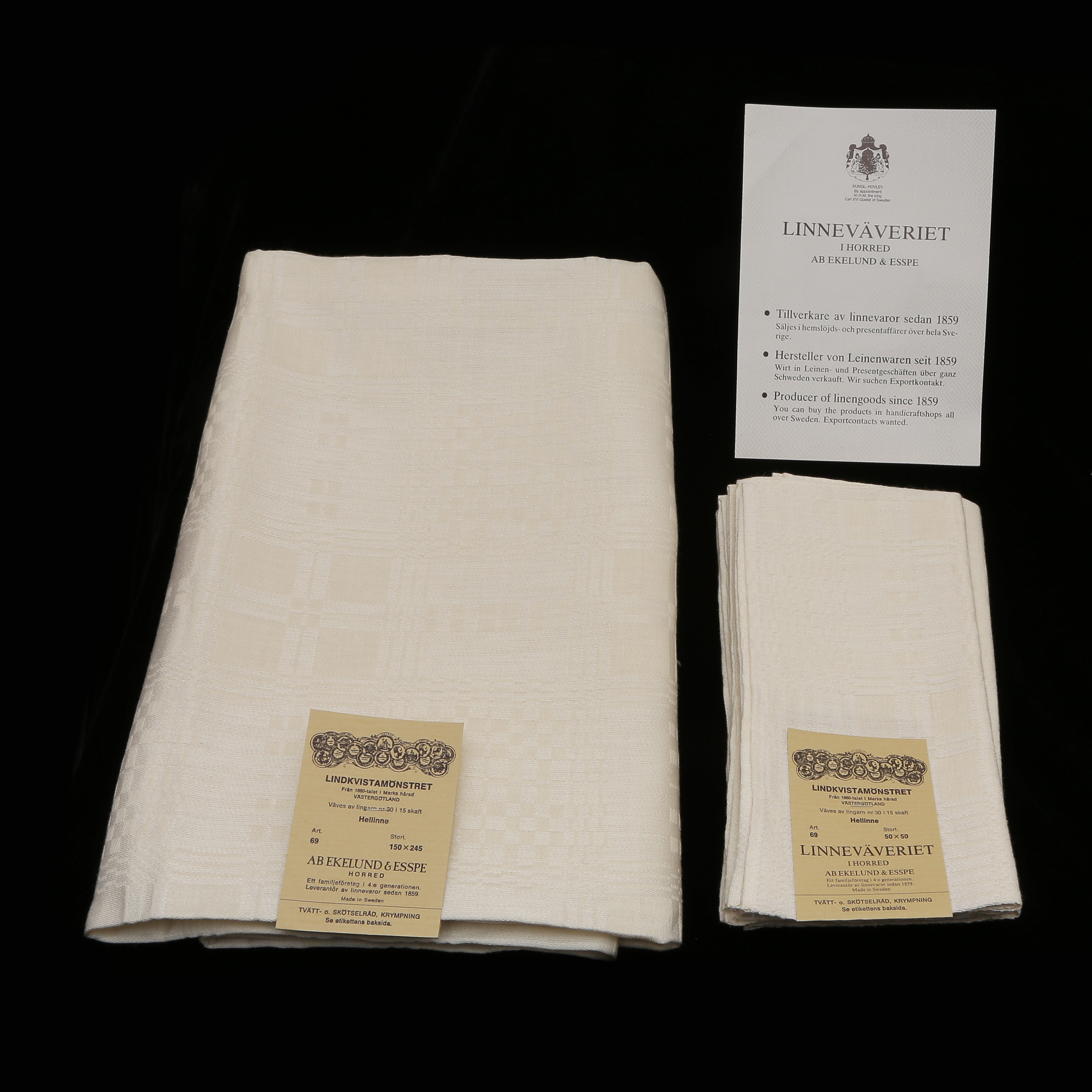 6 KÖKSHANDDUKAR, SAMT STOR DUK I LINNE "LINDKVISTAMÖNSTRET", EKELUNDS LINNEVÄVERI, 1900-TAL.