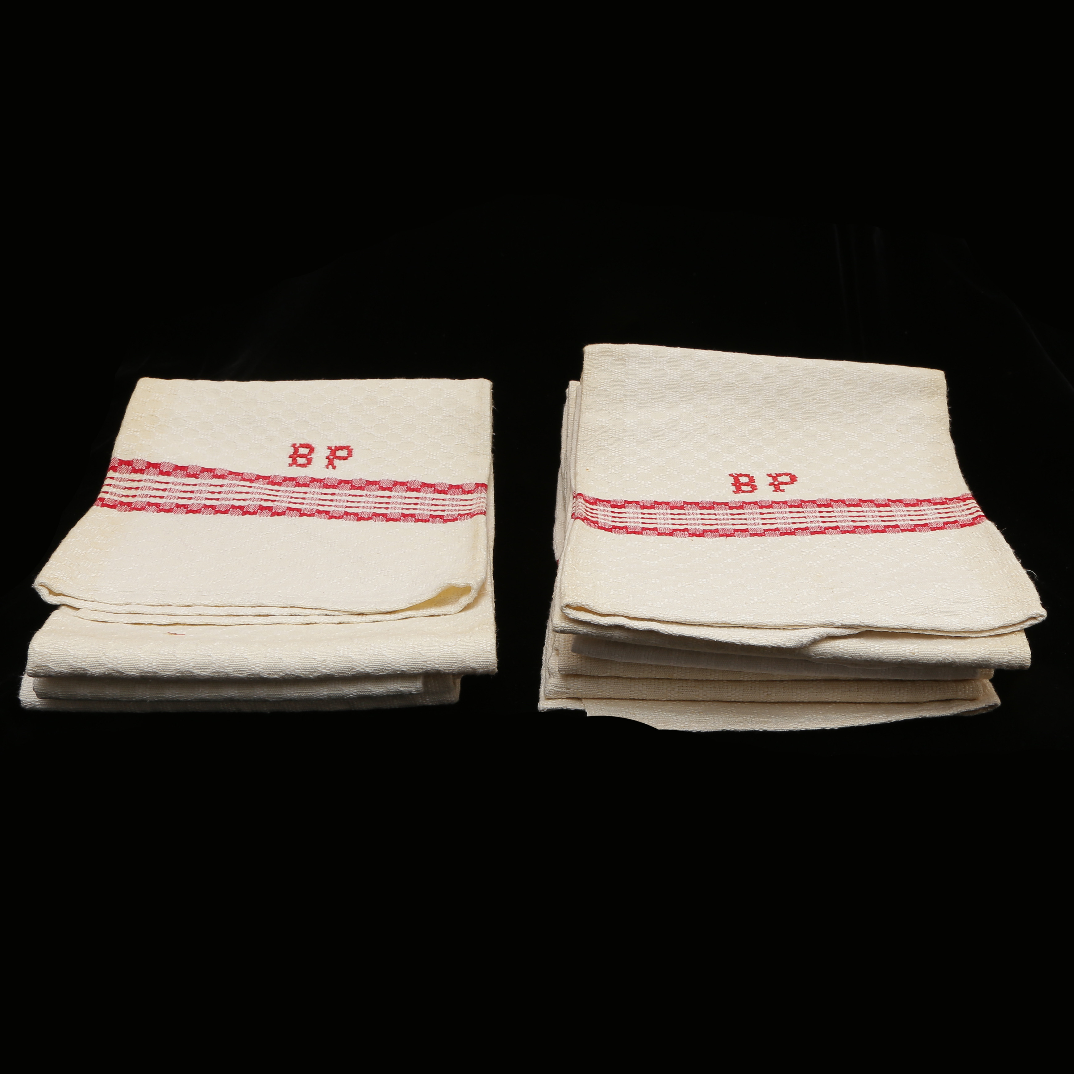 8 KÖKSHANDUKAR I LINNE, 1900-TAL.