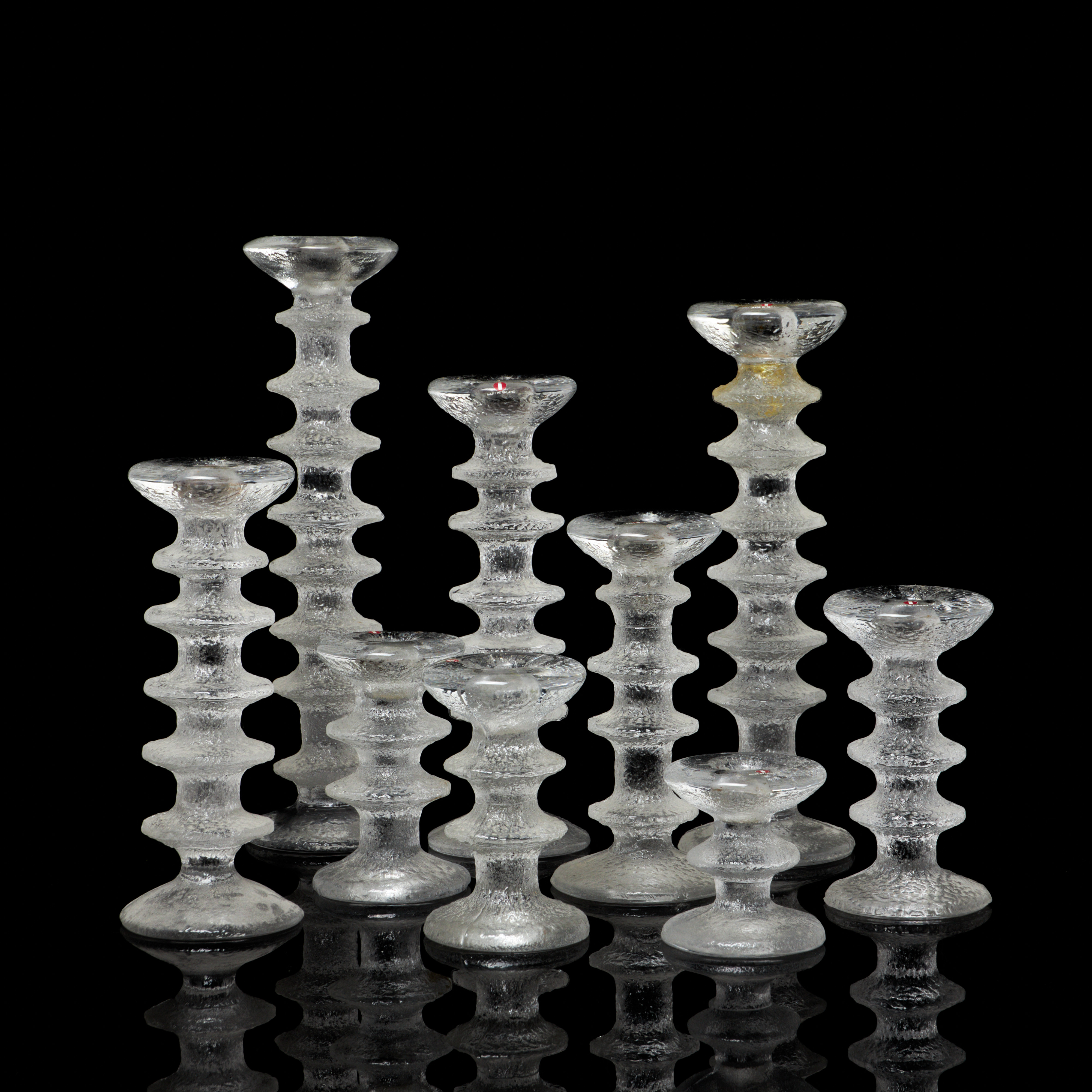 TIMO SARPANEVA. Ljusstakar, 9 st., "Festivo", delvis signerade, etikettmärkta.