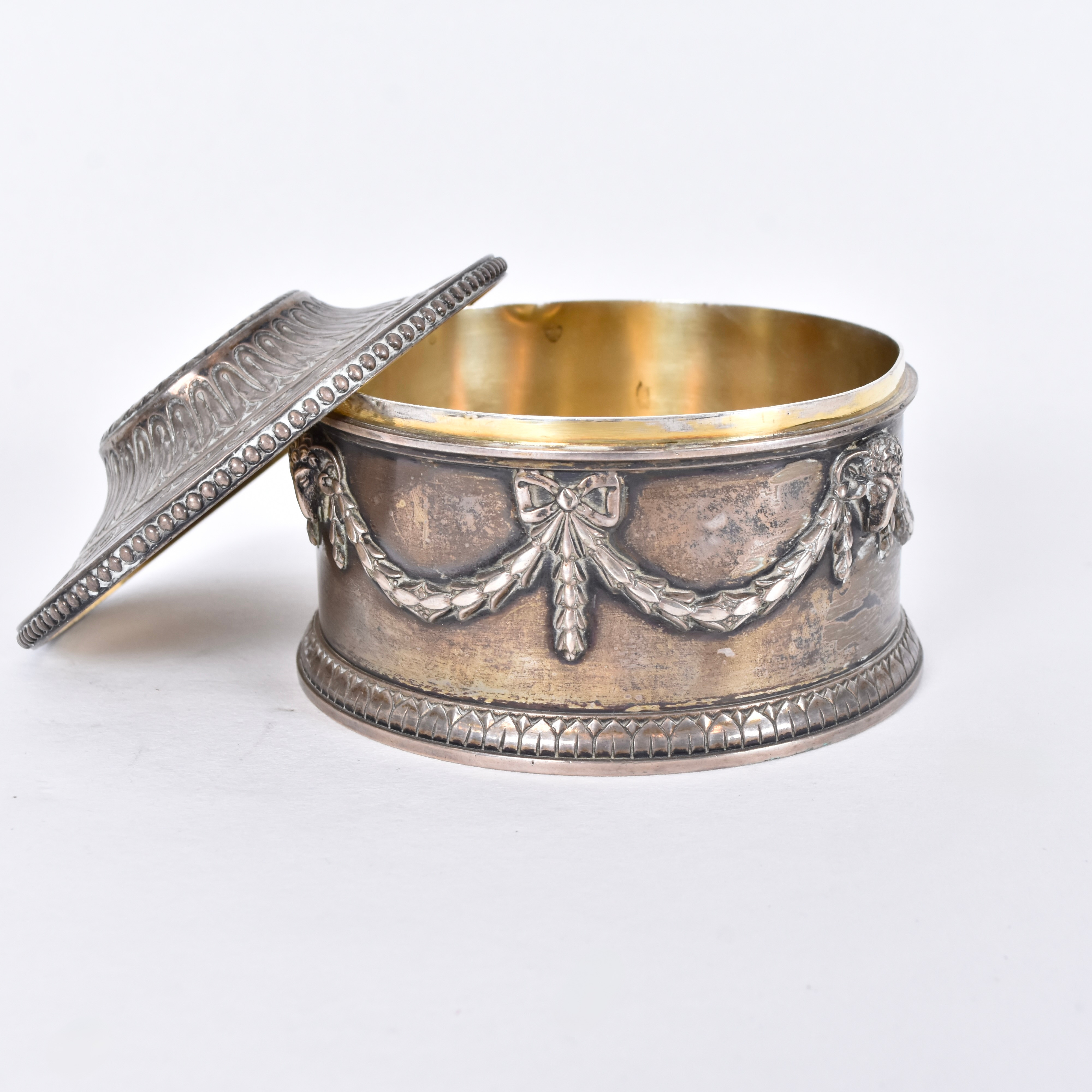 LOCKASK, silver, empirestil, C G Hallberg Stockholm 1905.