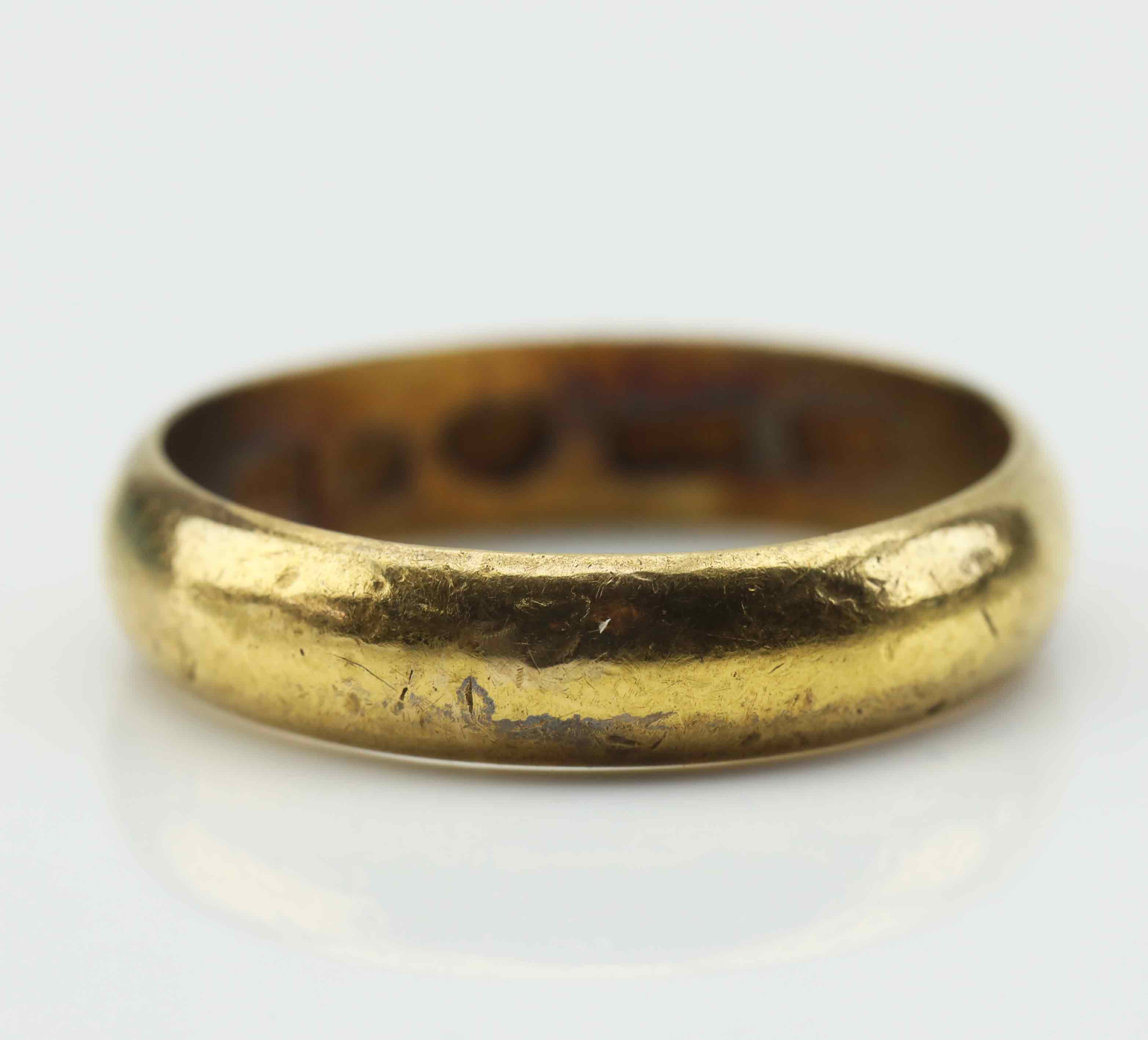 RING, slät modell, guld 23k, Östbergs Gravyr-& Guldsmedsatelie, Borås, 1960.