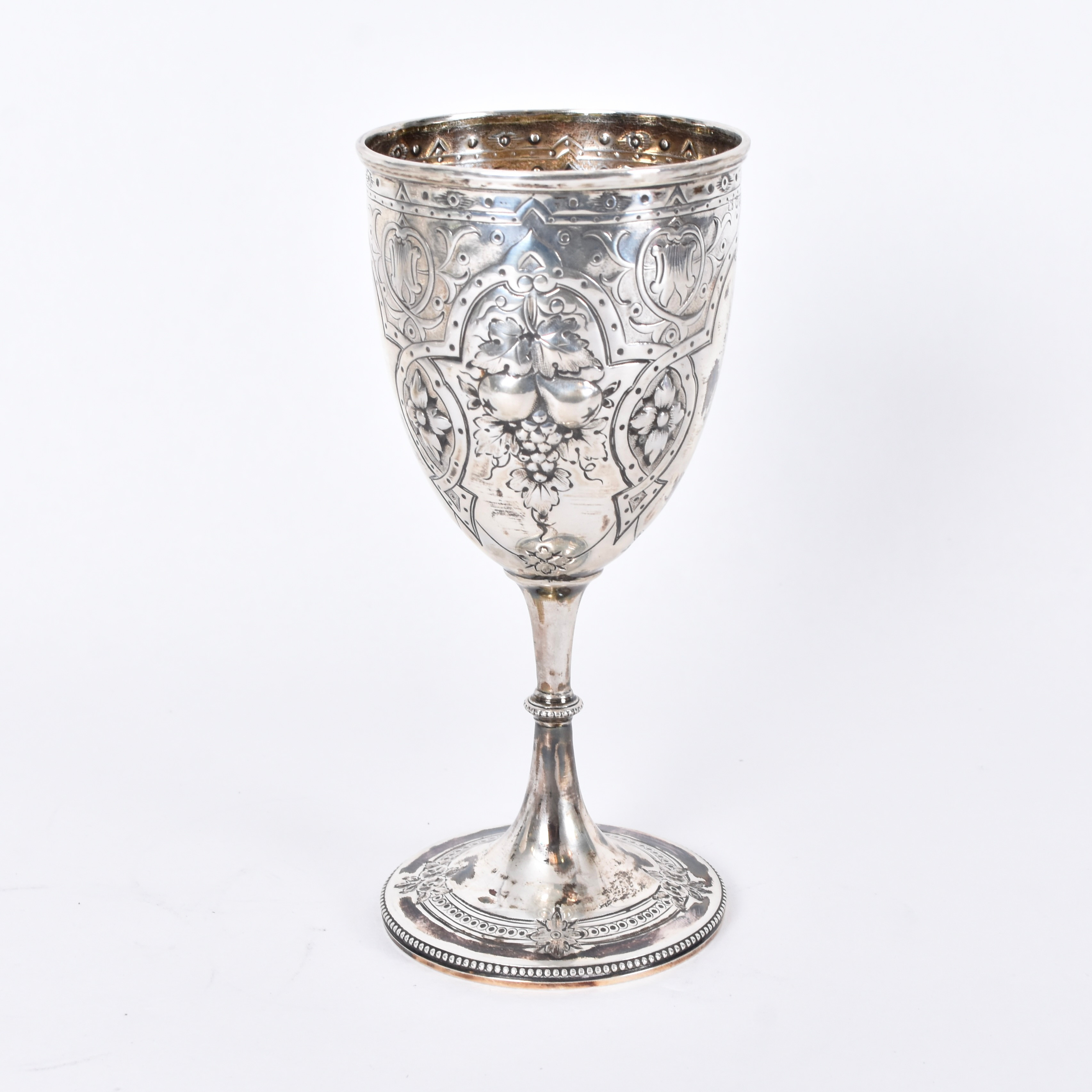 POKAL, sterlingsilver, Viktoriansk, stämplad Henry Wilkinson & Co Sheffield 1849 samt med Victorias I porträtt.