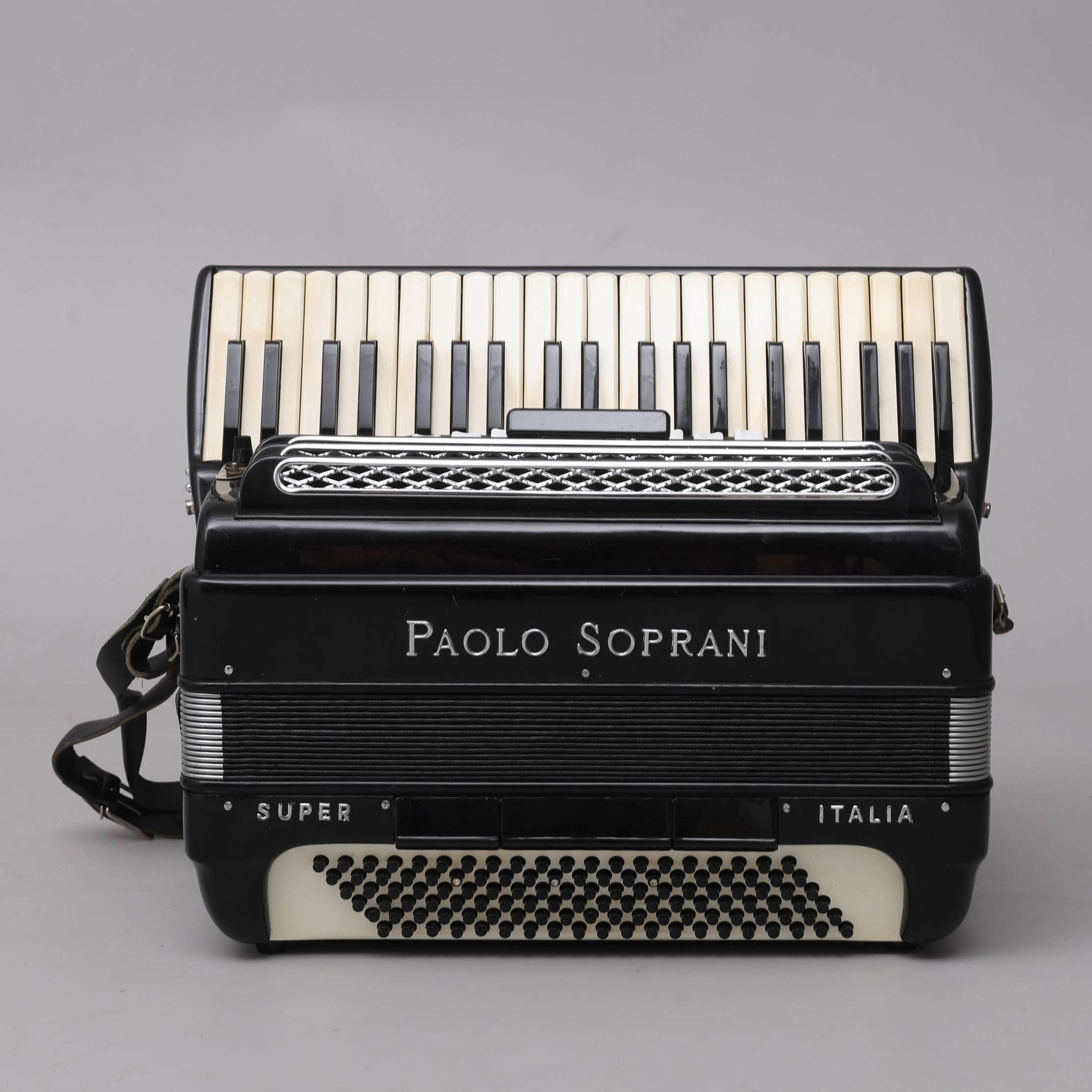 PIANODRAGSPEL, "SUPER ITALIA" PAOLO SOPRANI, MED VÄSKA.