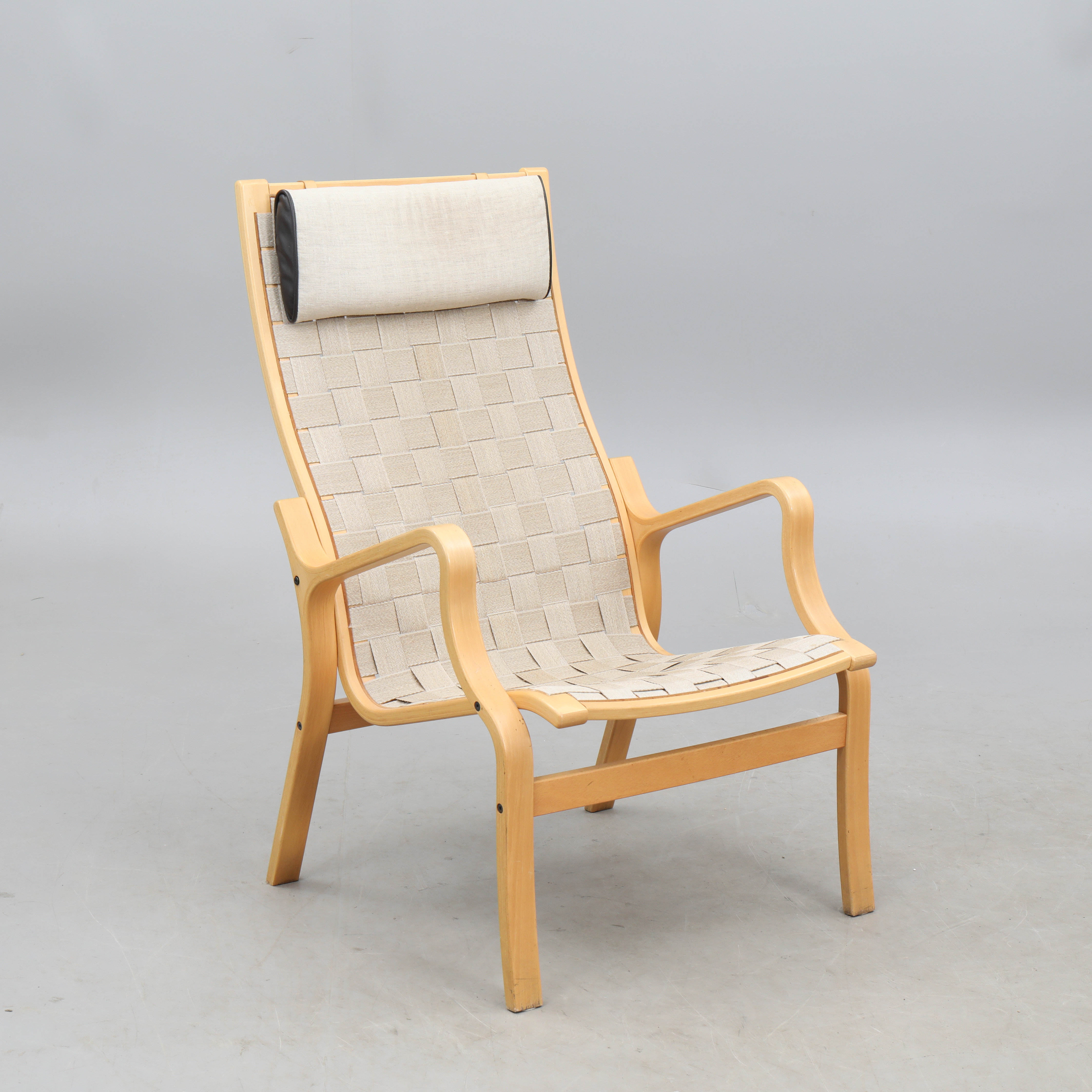 FINN ØSTERGAARD. Fåtölj, "Albert", Kvist Møbler, Danmark, 1900-talets andra hälft.