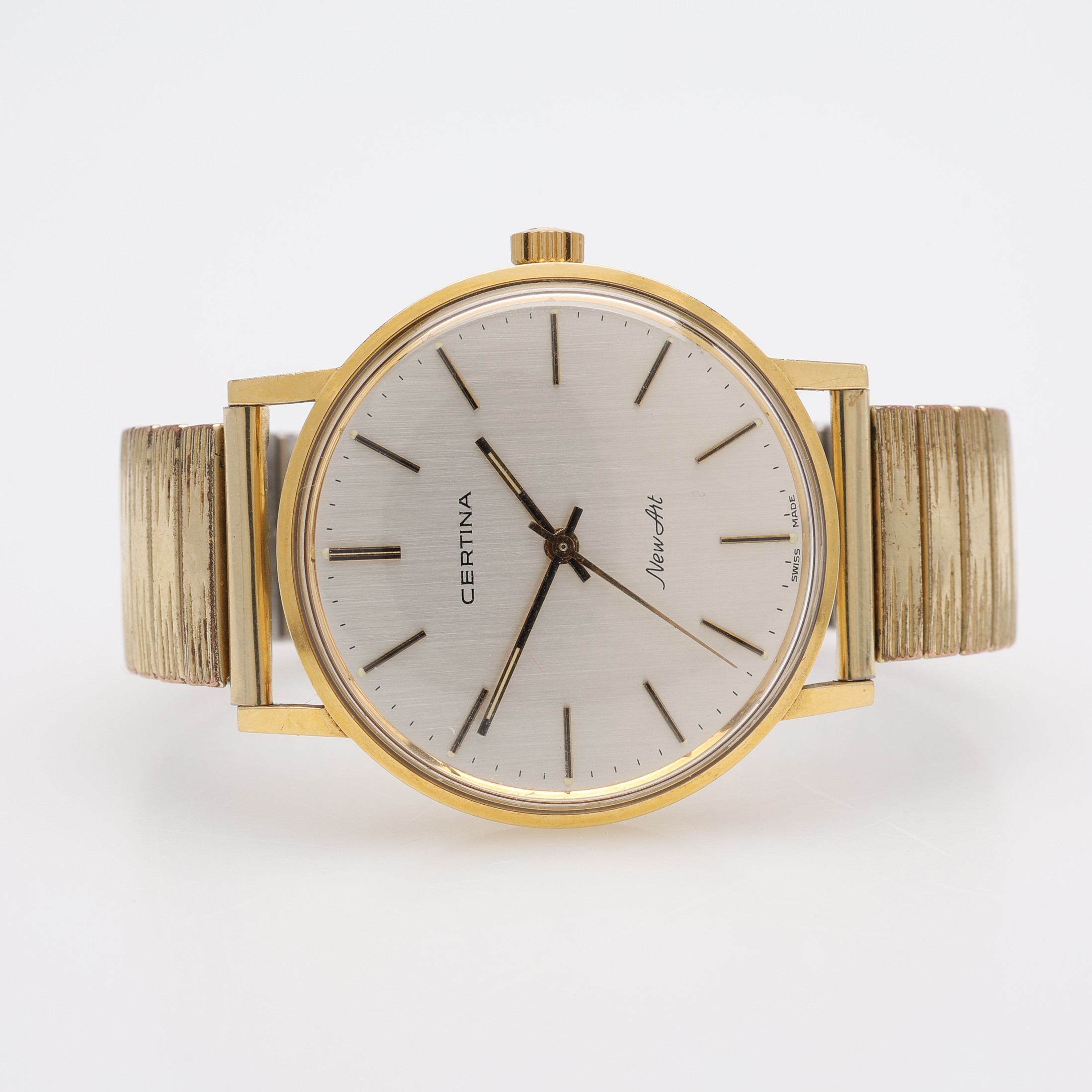 ARMBANDSUR, BOETT AV 18K GULD, CERTINA, NEW ART, MANUELLT UPPDRAG.