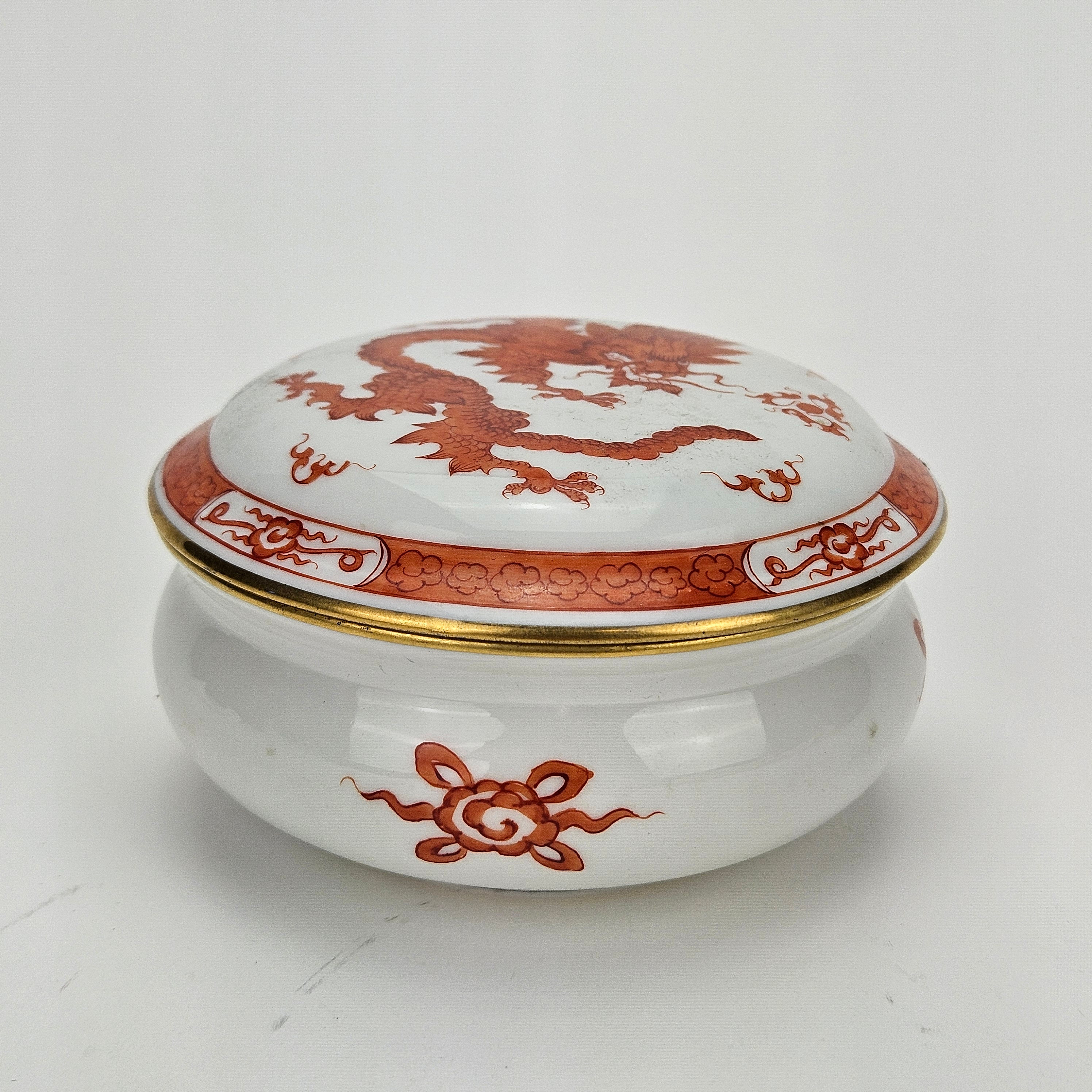 LOCKASK, porslin, drakdekor, Meissen, Tyskland.