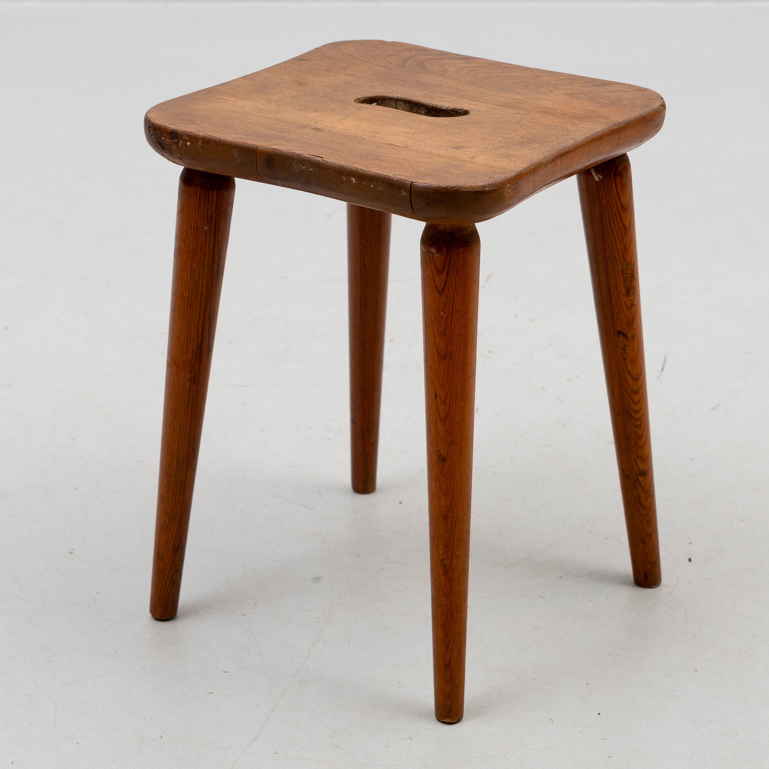 GÖRAN MALMVALL. Pall, Svensk Fur, furu, 1900-talets mitt.