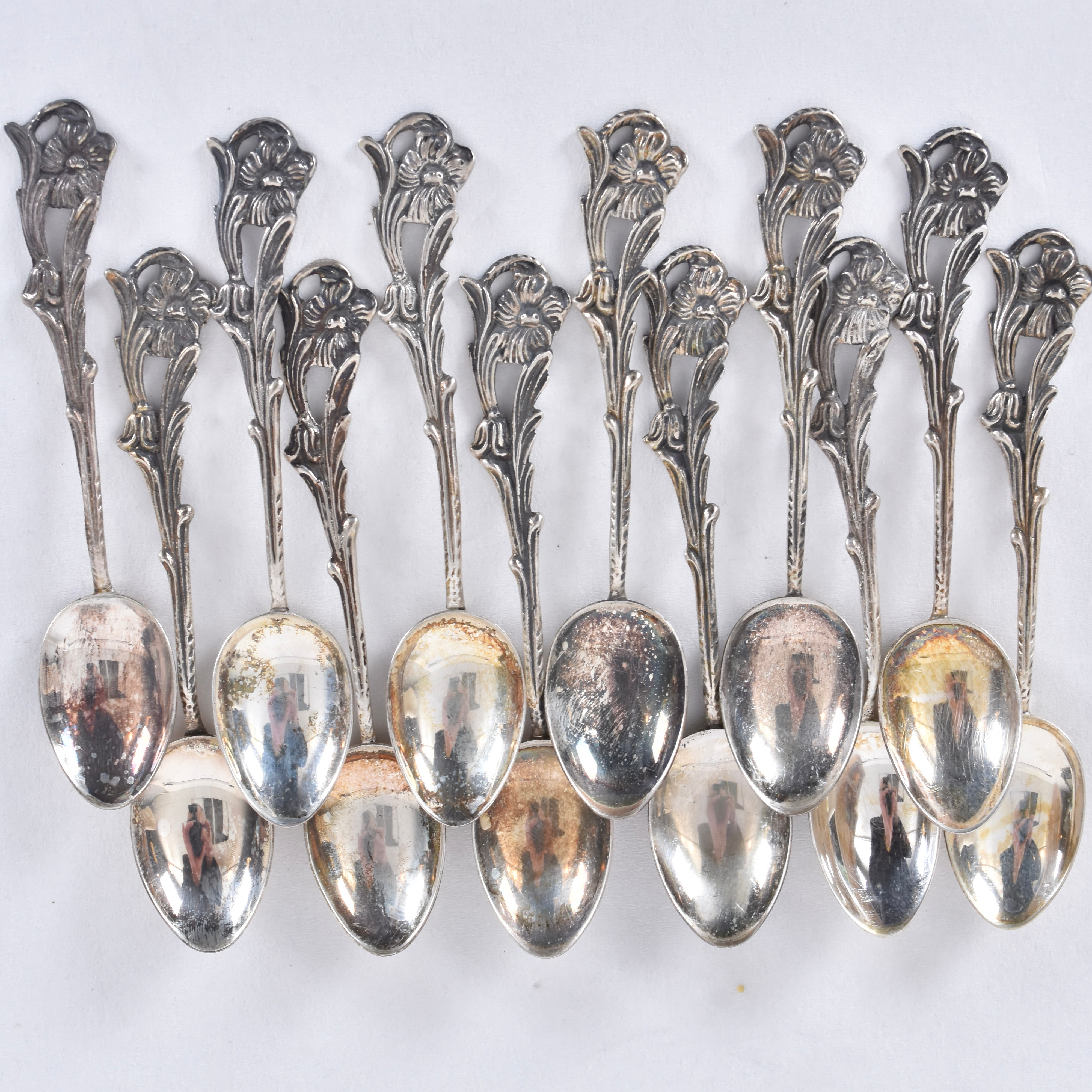 KAFFESKEDAR 12 st, silver, Gösta Wessfeldt Malmö 1983.