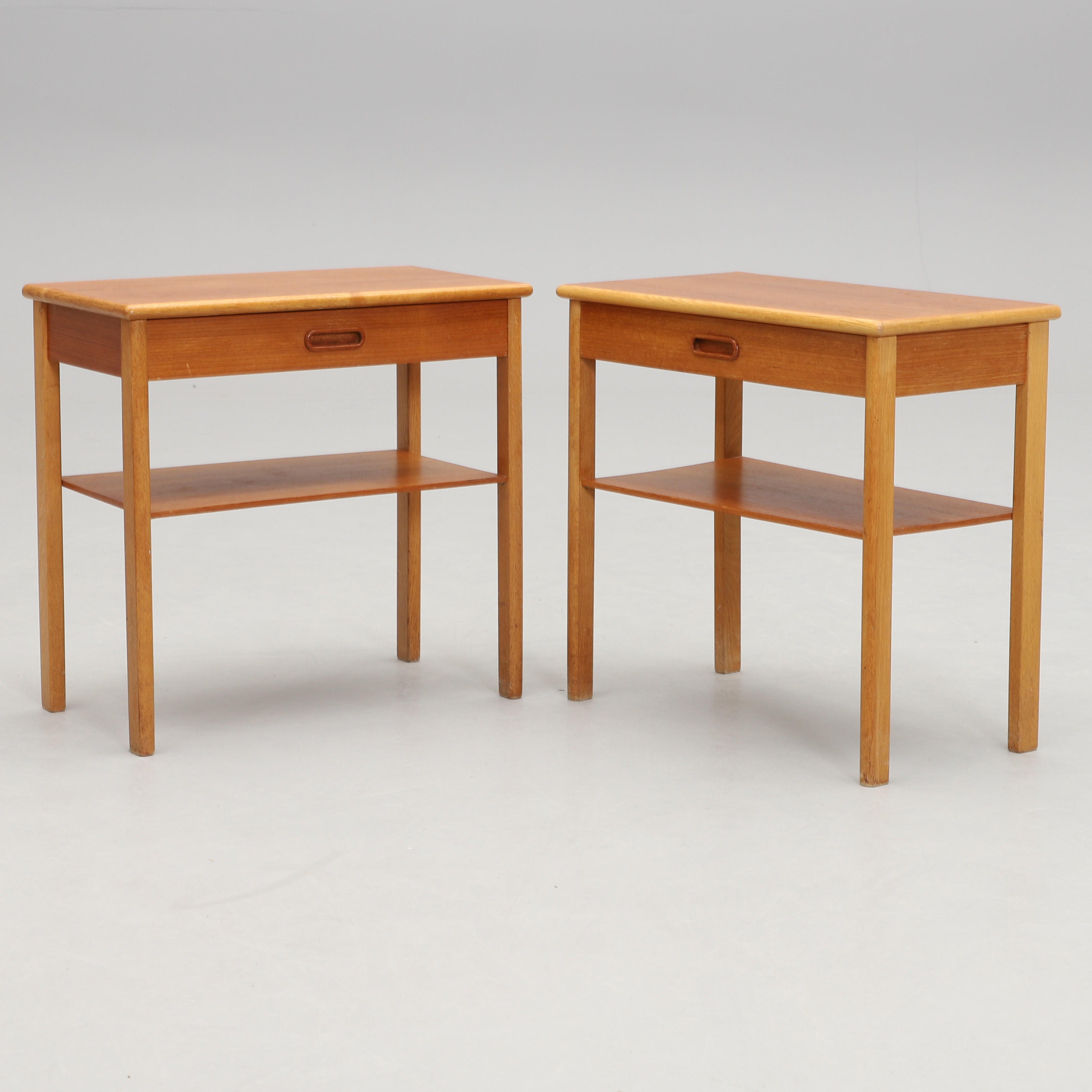 SÄNGBORD, 1 par, 1960-tal.