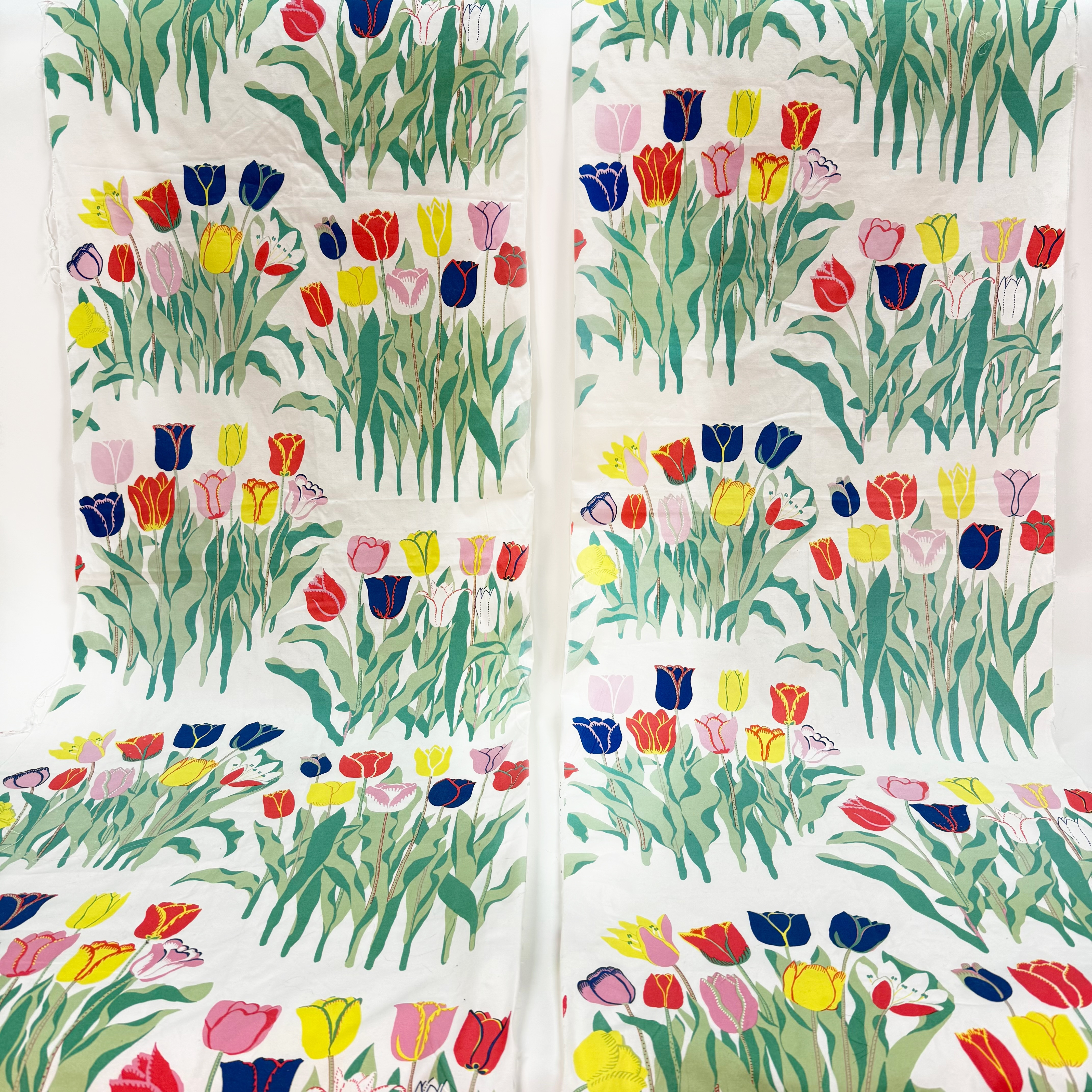 JOSEF FRANK. TYG, 2st Tulpan för firma Svenskt Tenn.