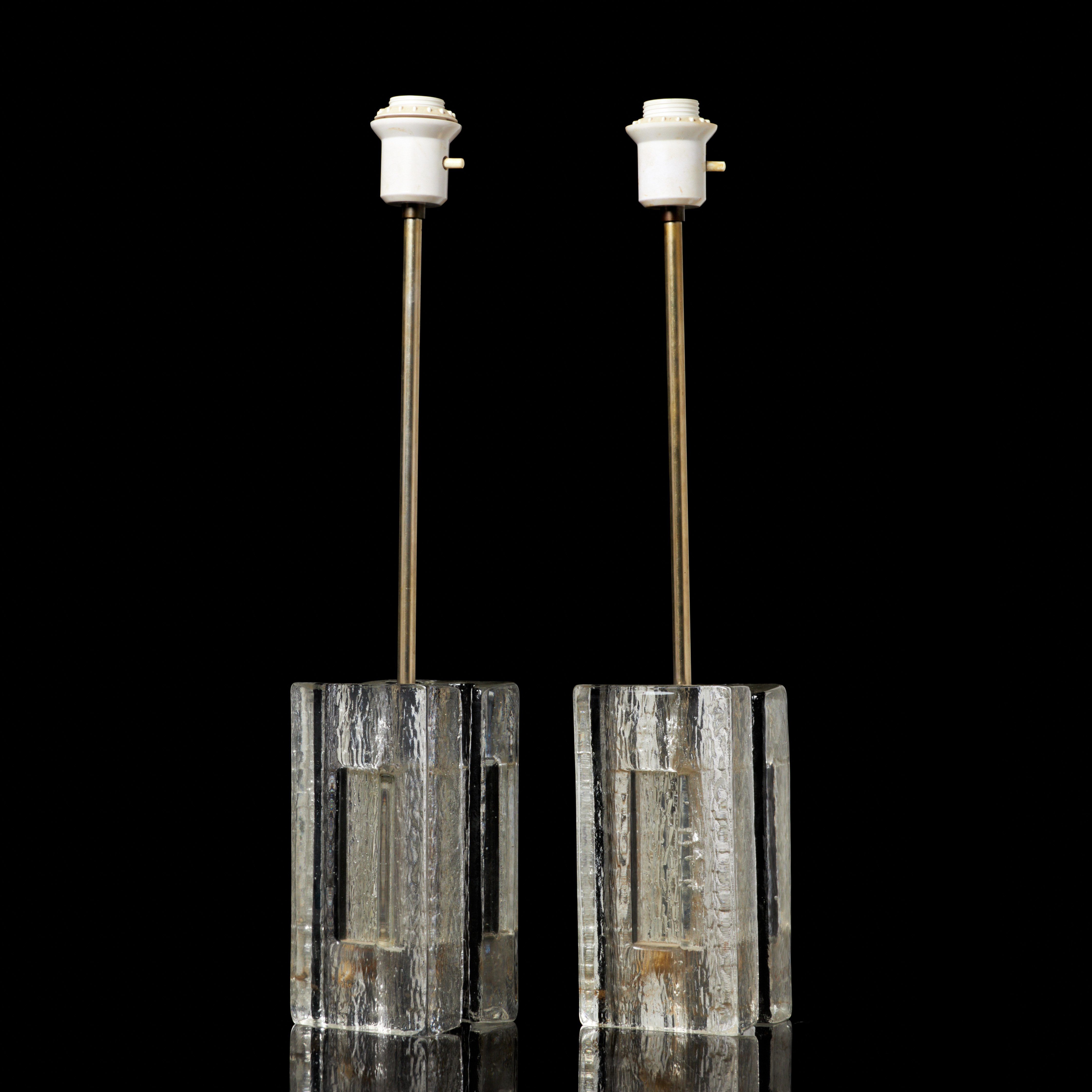 BORDSLAMPOR, 1 par, glas, Pukeberg, ca 1970-tal.