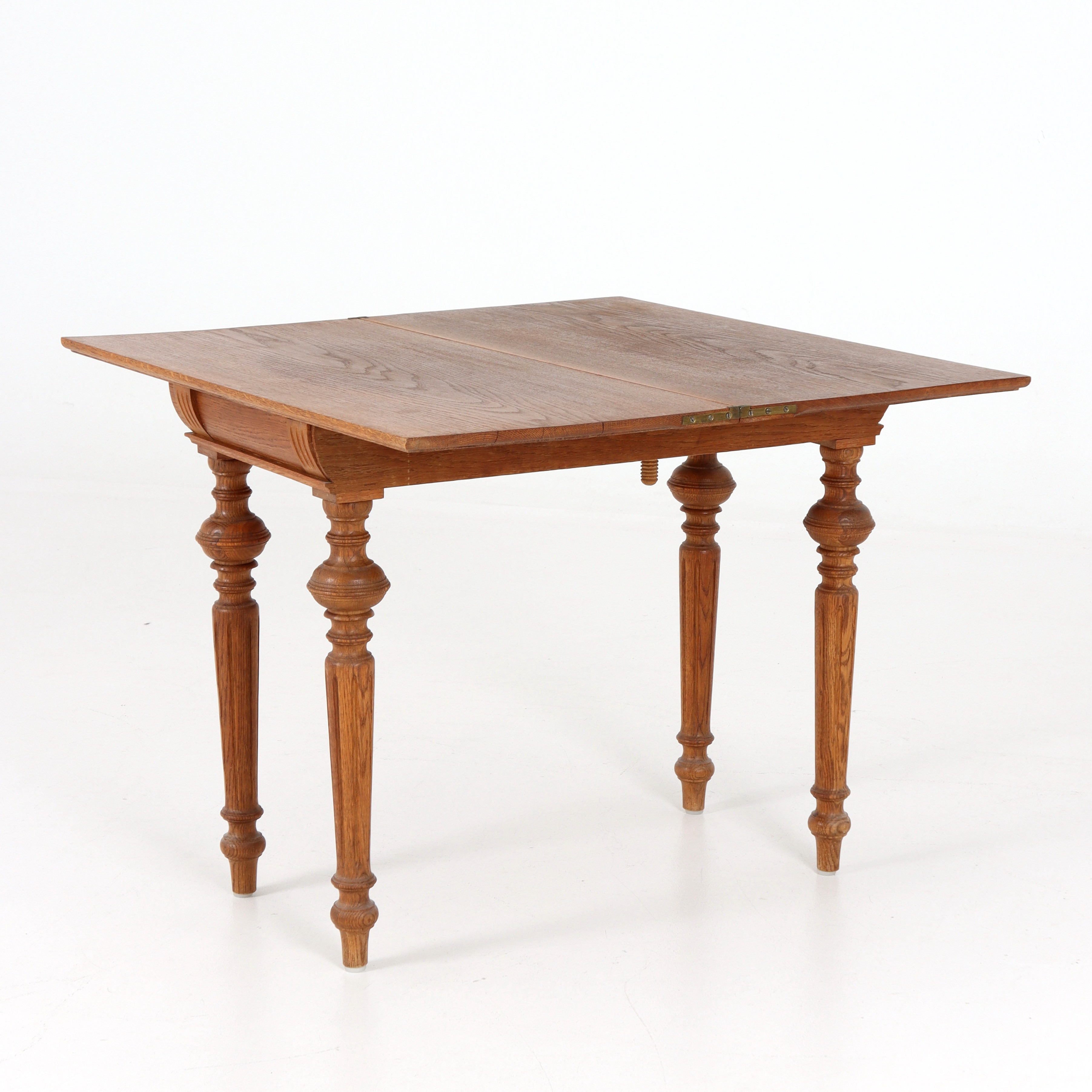 SPELBORD, nyrenässans, 1800/1900-tal.