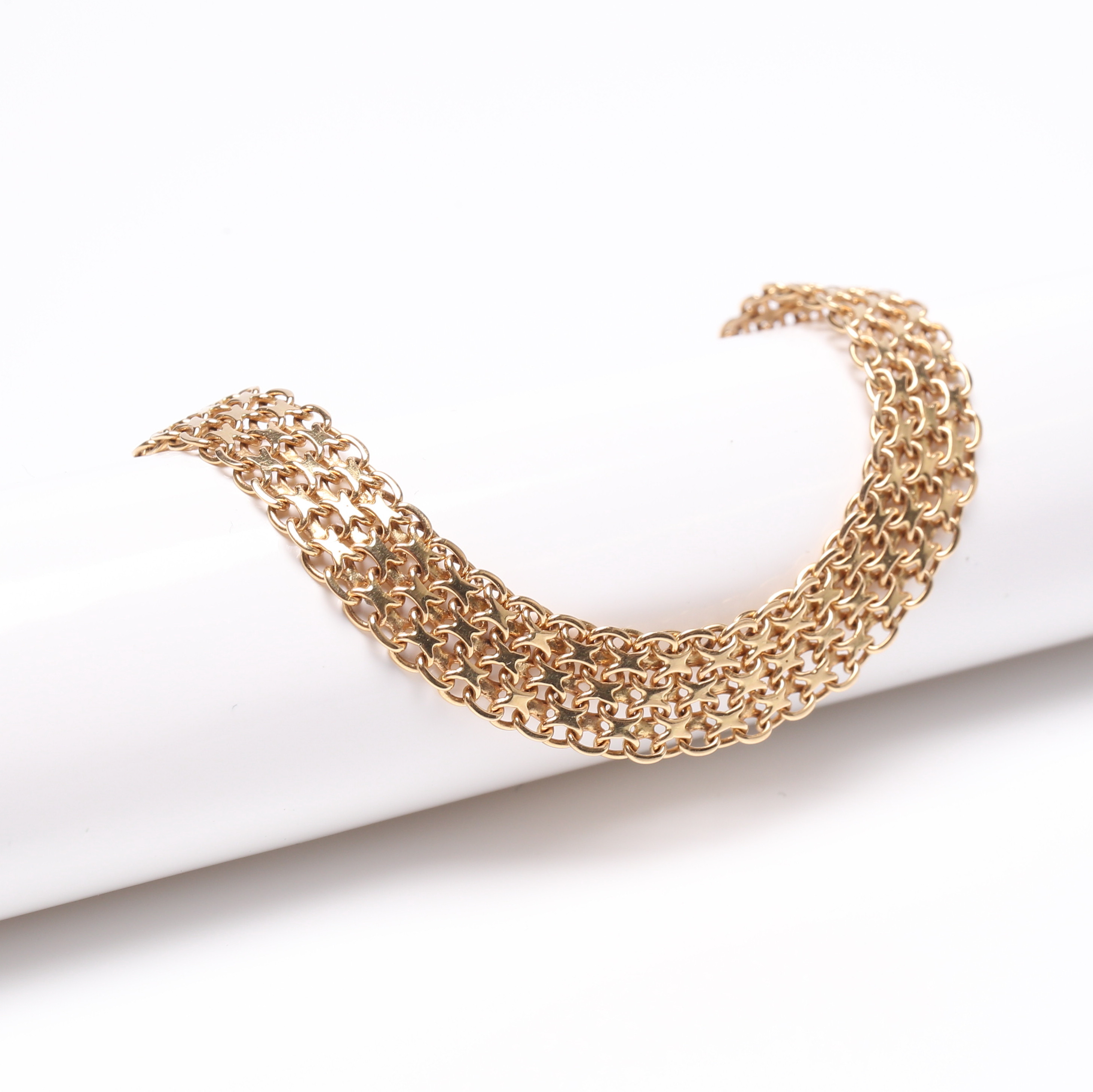 ARMBAND, 18K, Guld, vikt cirka 15,1 gram.