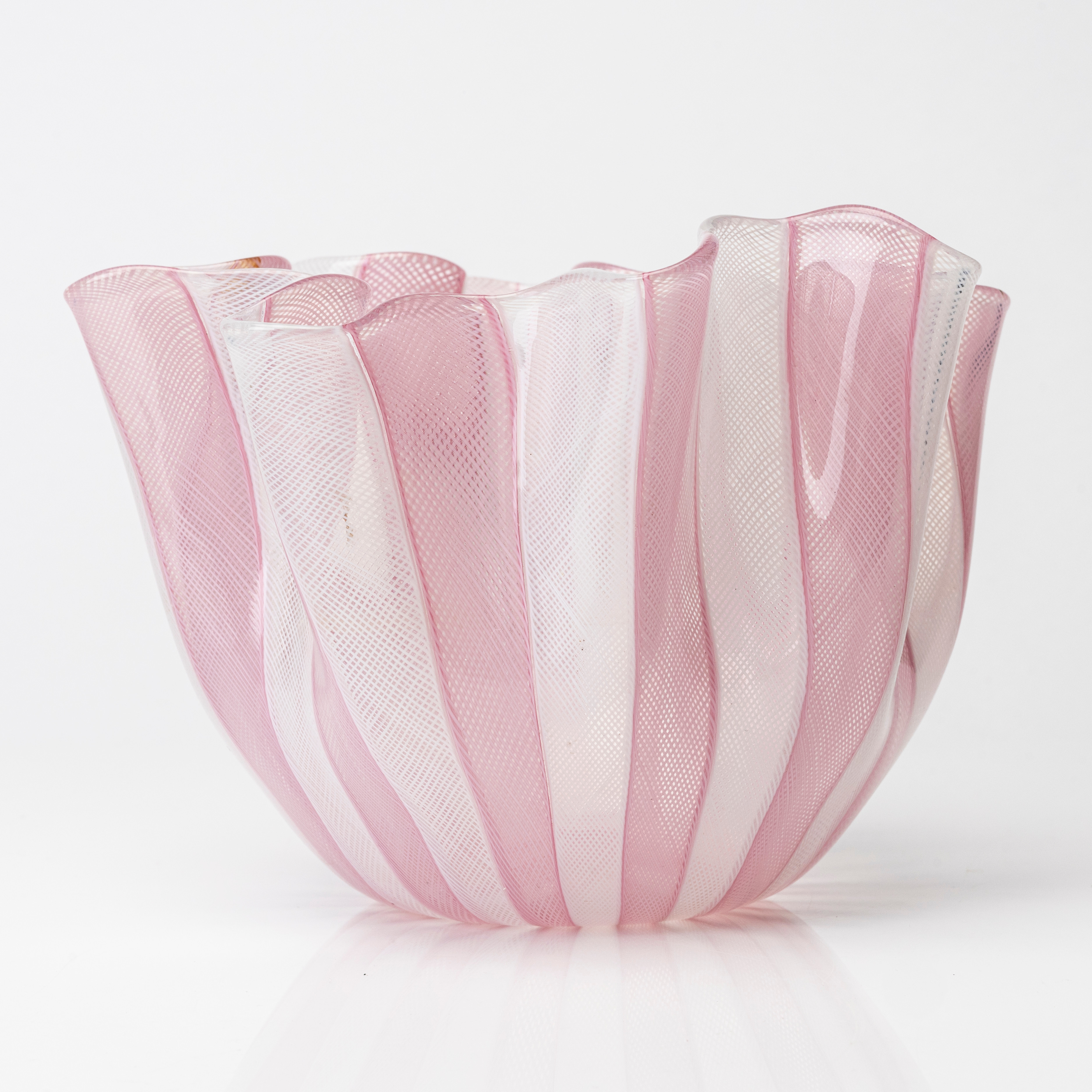 SKÅL, SK NÄSDUKSSKÅL. "Fazzoletto", Italien, Murano, 1950-tal.