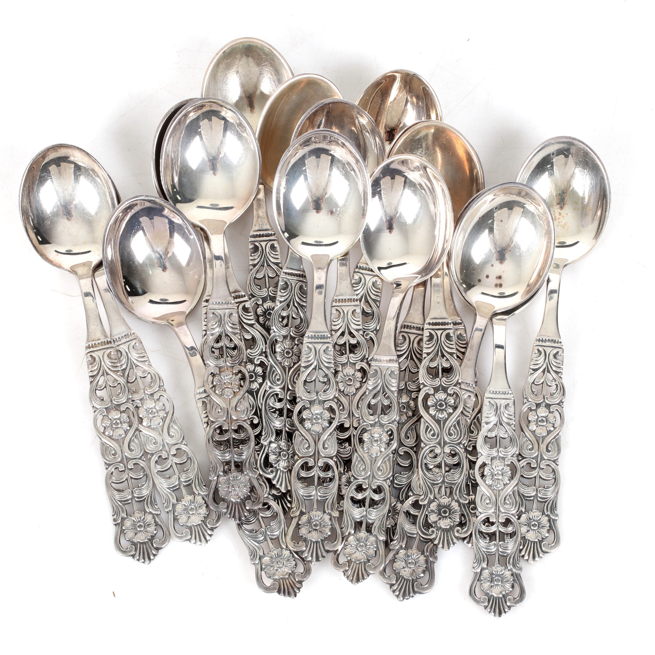 KAFFESKEDAR, 18 st, silver, "Florentina", C.G.Hallberg, 1950-tal. Vikt 183 gram.