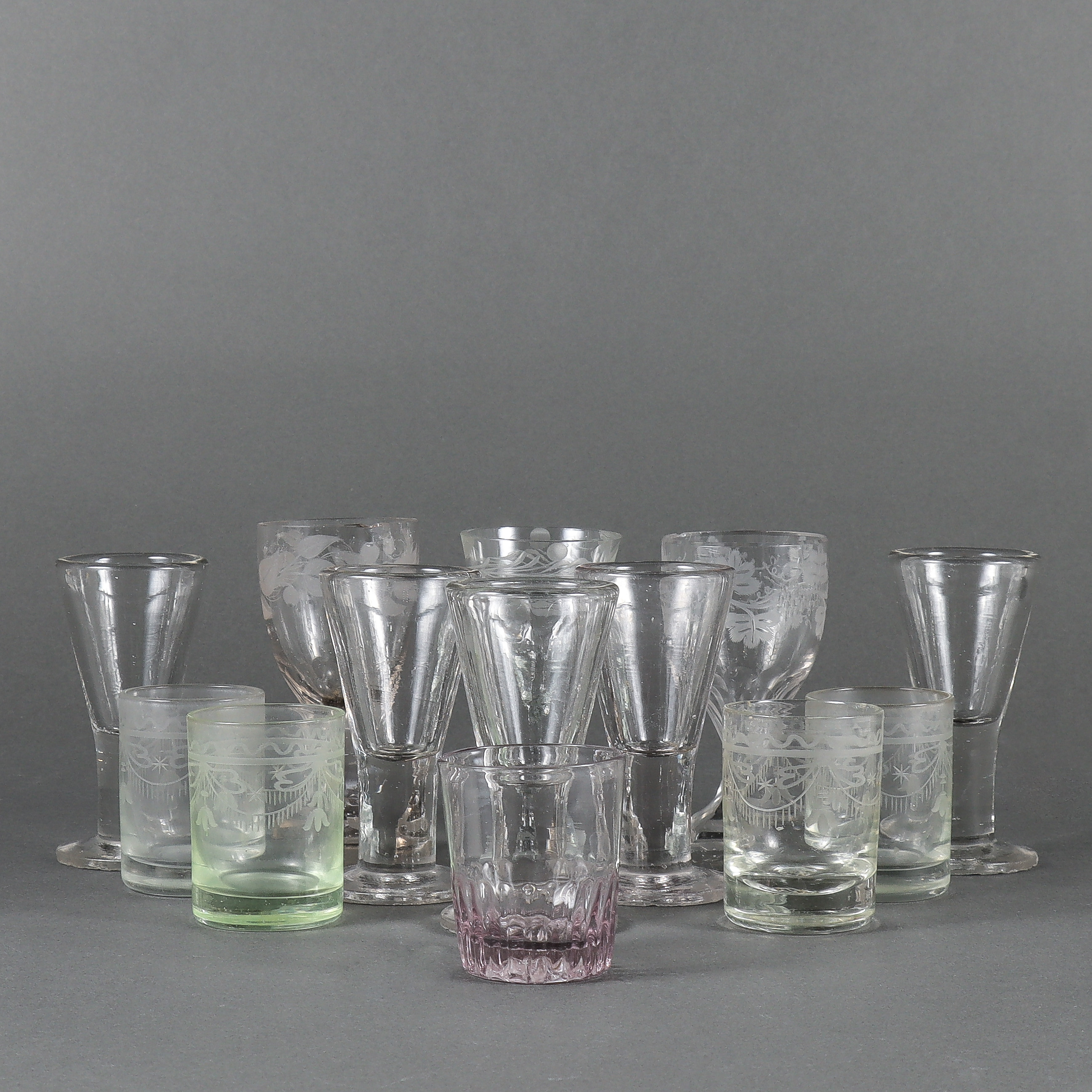 GLAS 13 stycken, antika.