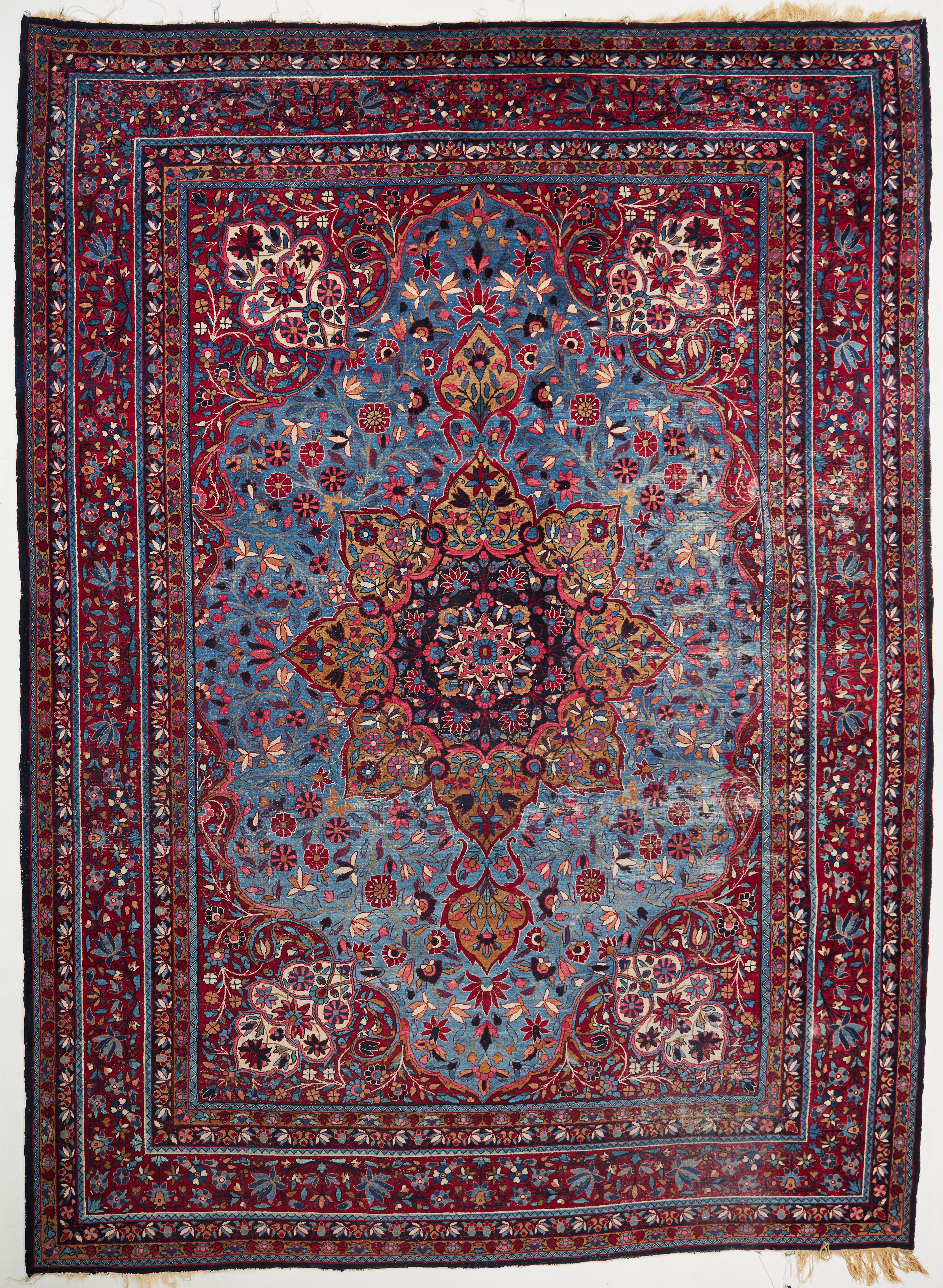 ORIENTMATTA. Bachtiari, Persien, semiantik, ca 365x275 cm.