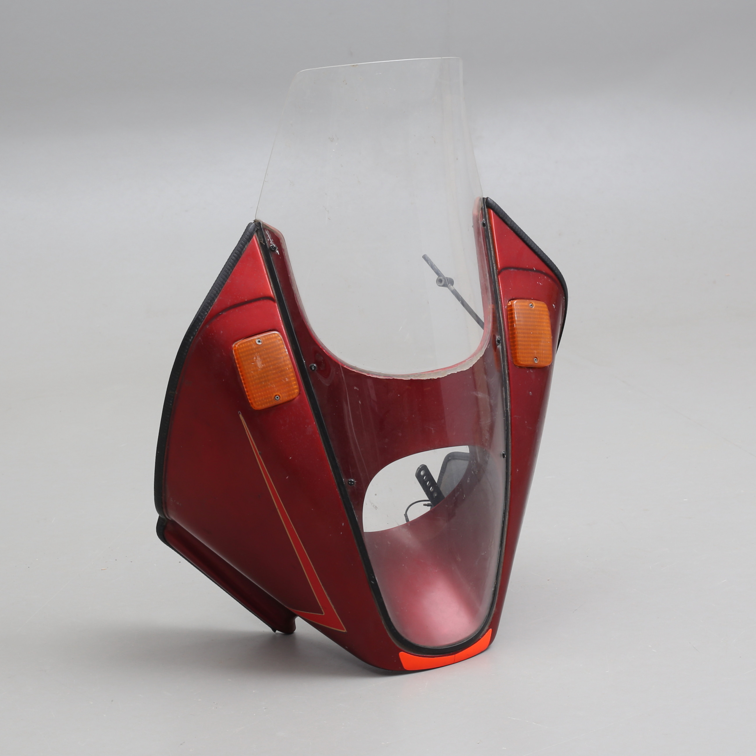 HALVKÅPA, till motorcykel Yamaha TR 1, 1980-tal.