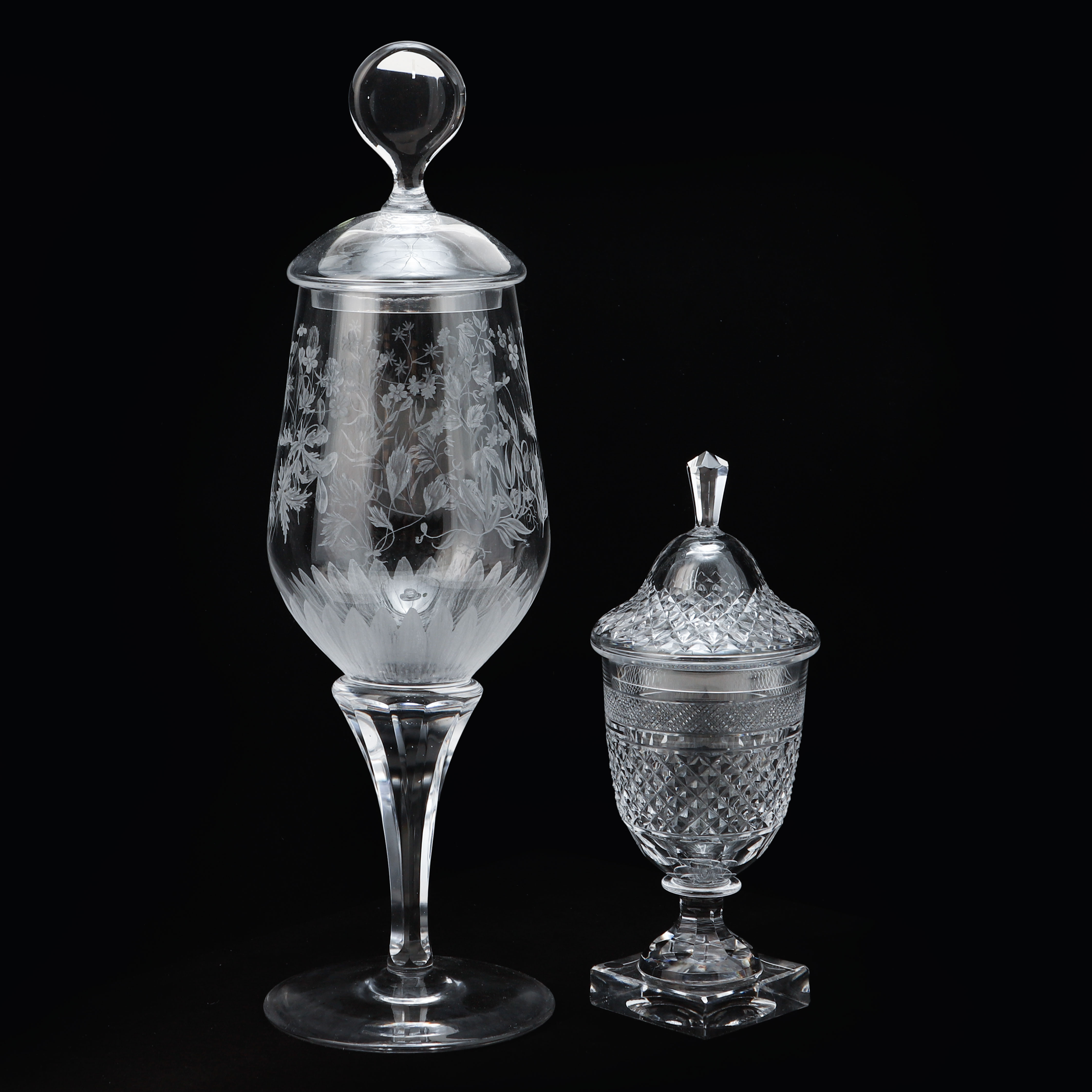 LOCKPOKALER, 2 stycken, glas, Vicke Lindstrand och "Kent", Kosta.