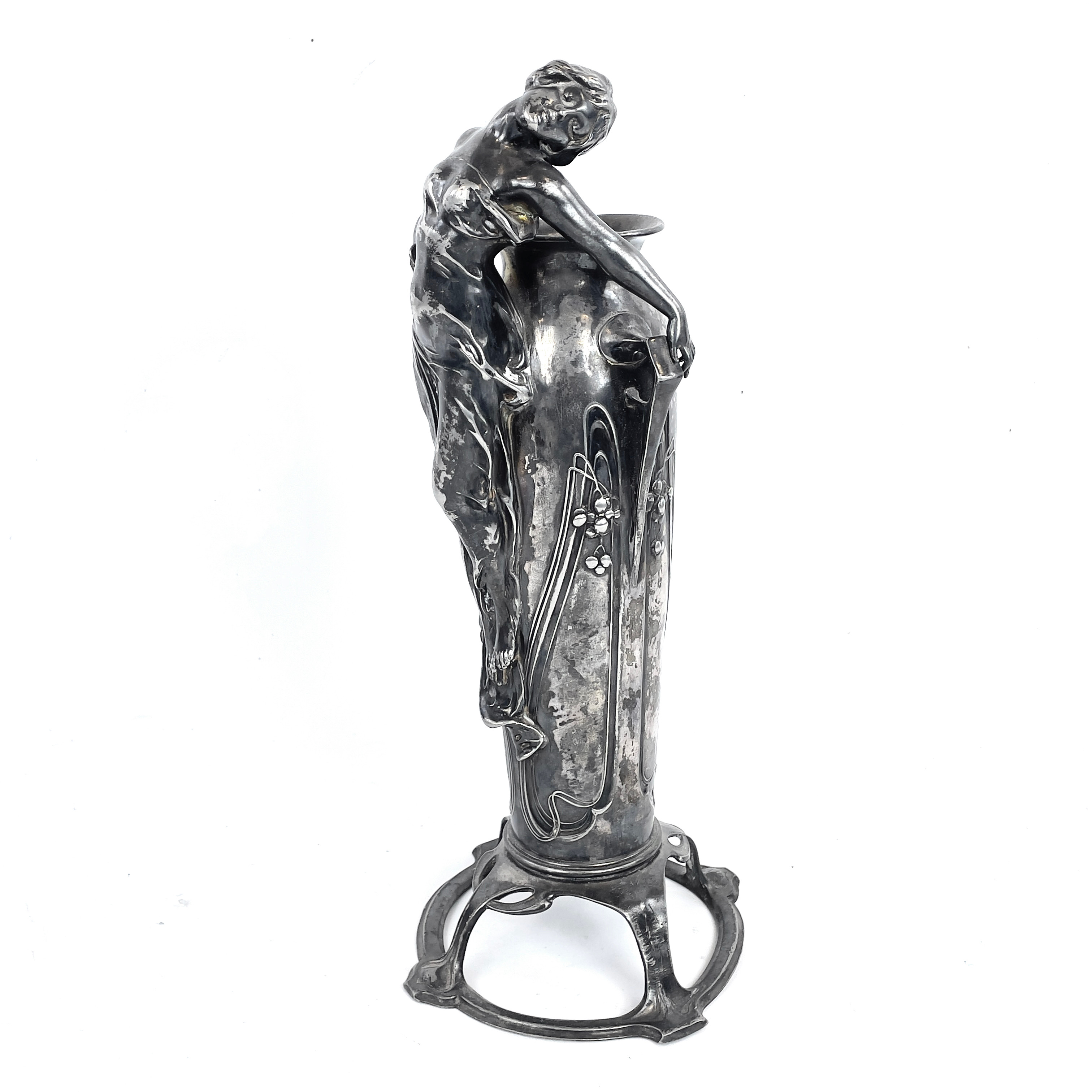 VAS. Jugend, nysilver, sannolikt Württembergische Metallwarenfabrik, Tyskland 1900-talets första del.