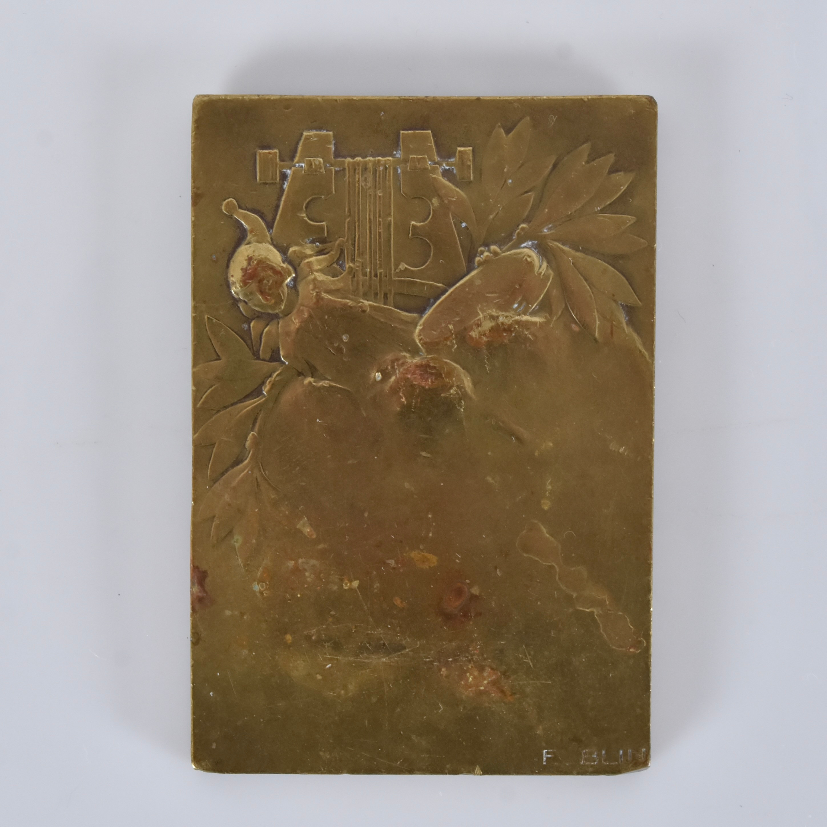 ÉDOUARD PIERRE BLIN. PLAKETT BRONS, dekor av dansare, sannolikt Isadora Duncan.