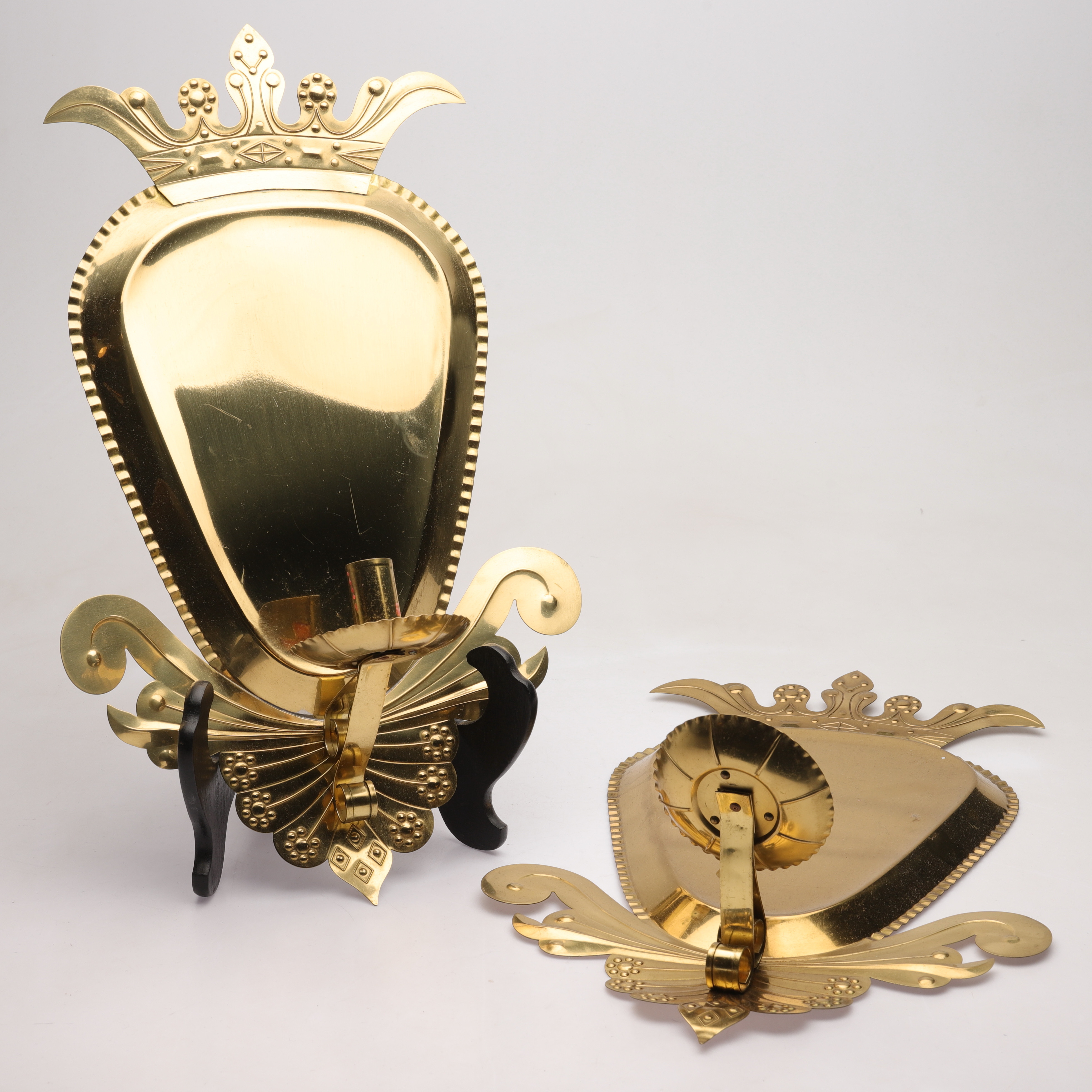 LJUSPLÅTAR, 1 par, mässing, "Aspö kyrka", Södermanland, 1965.