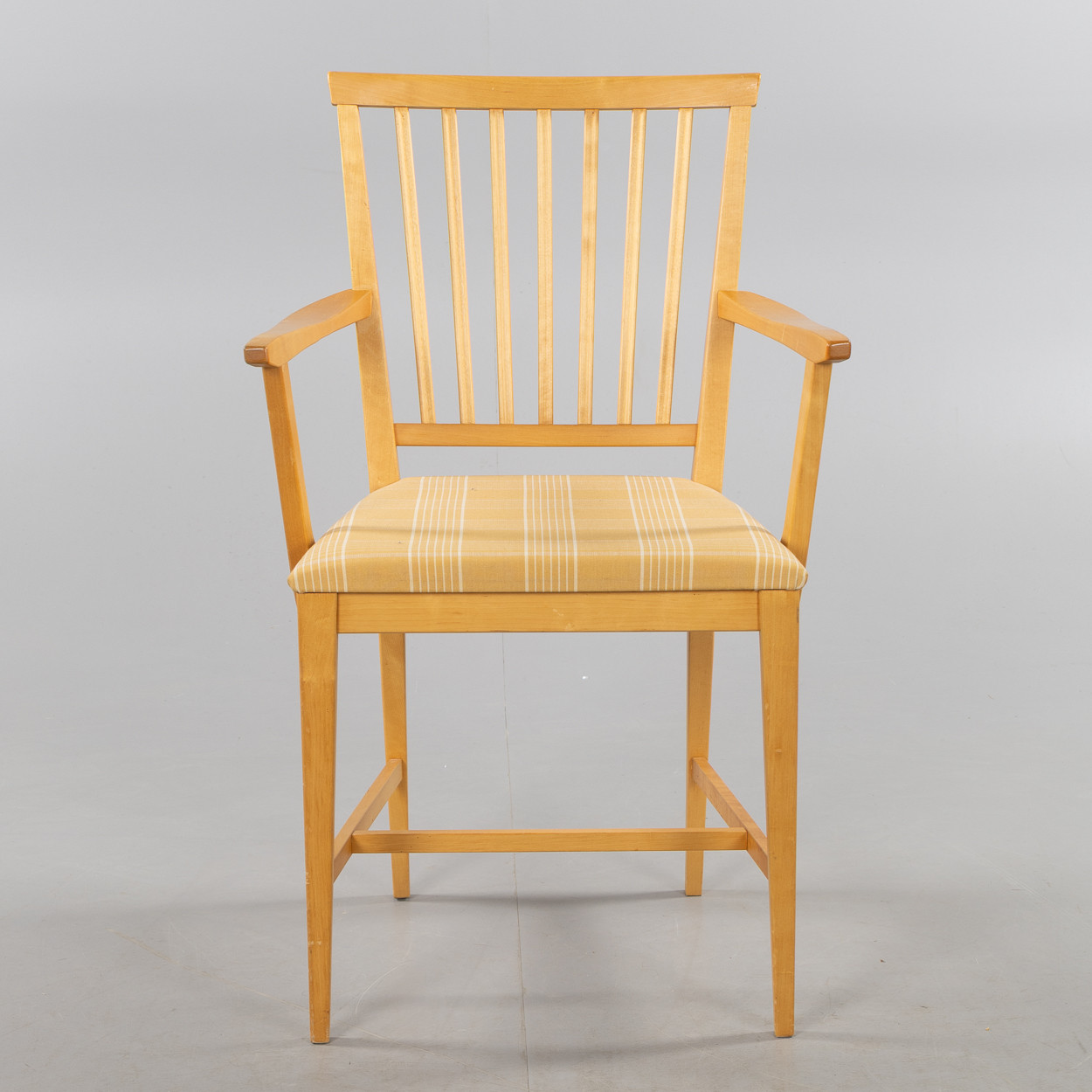 CARL MALMSTEN. Karmstol "Vardags", björk. Stolab, 1900-talets senare del.