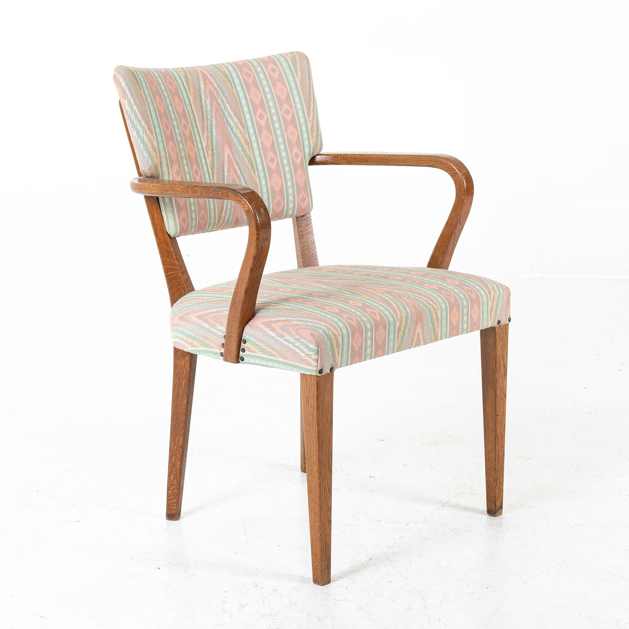 KARMSTOL, ek, Åtvidabergs snickerifabrik, 1940/50-tal.