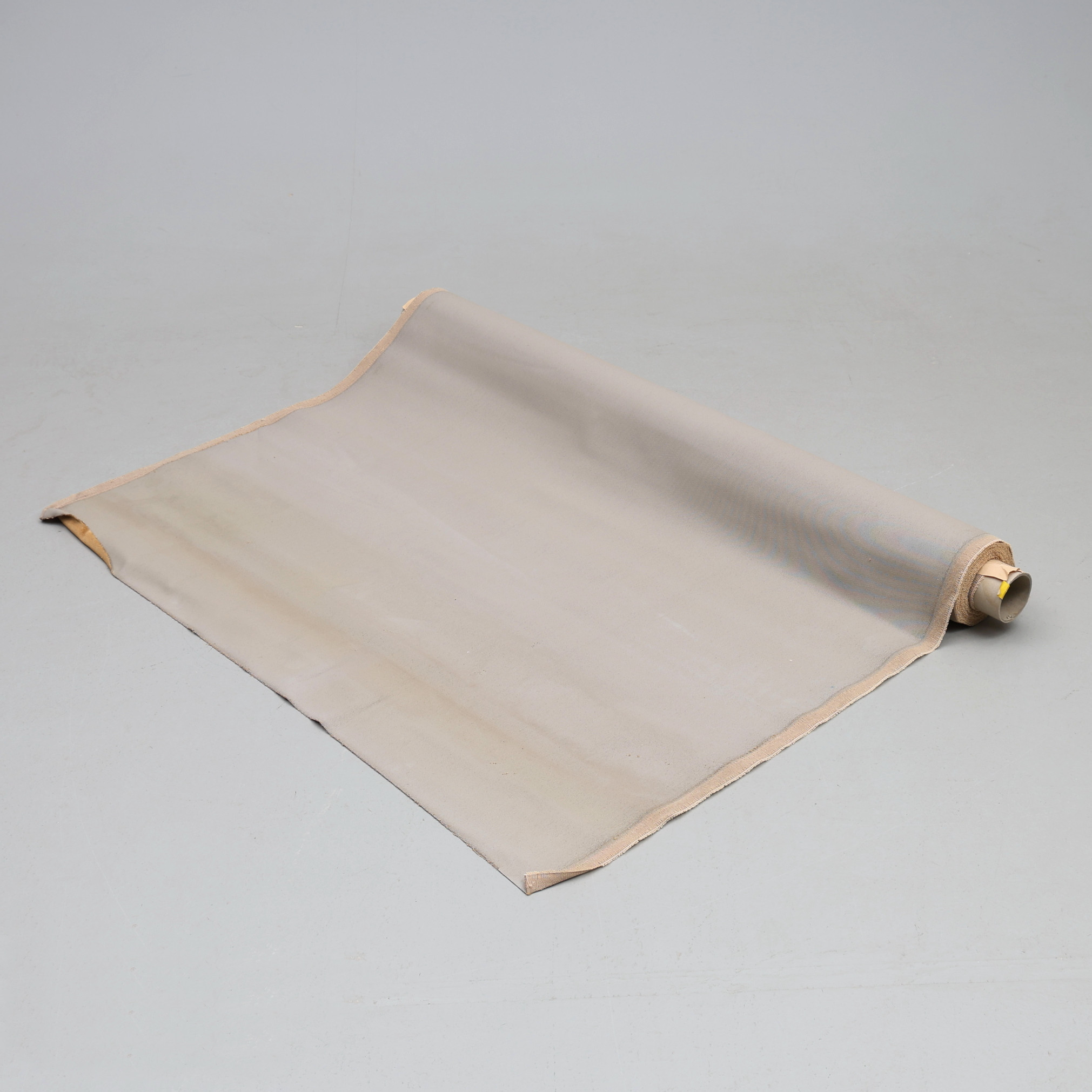 MÖBELTEXTIL. 9 x 1,42 meter.