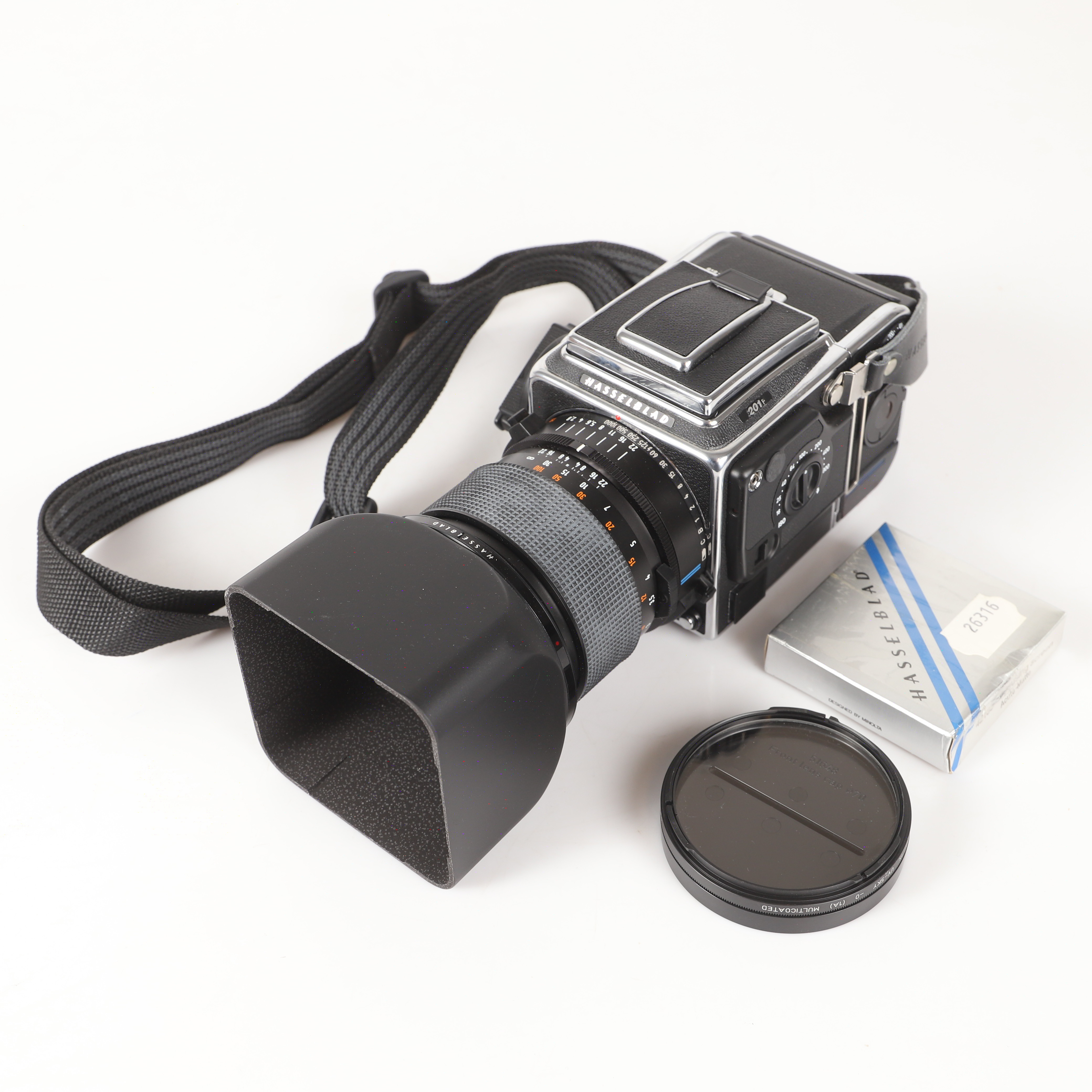 HASSELBLAD. Kamerahus, 201F, samt objektiv m. m., Sverige.