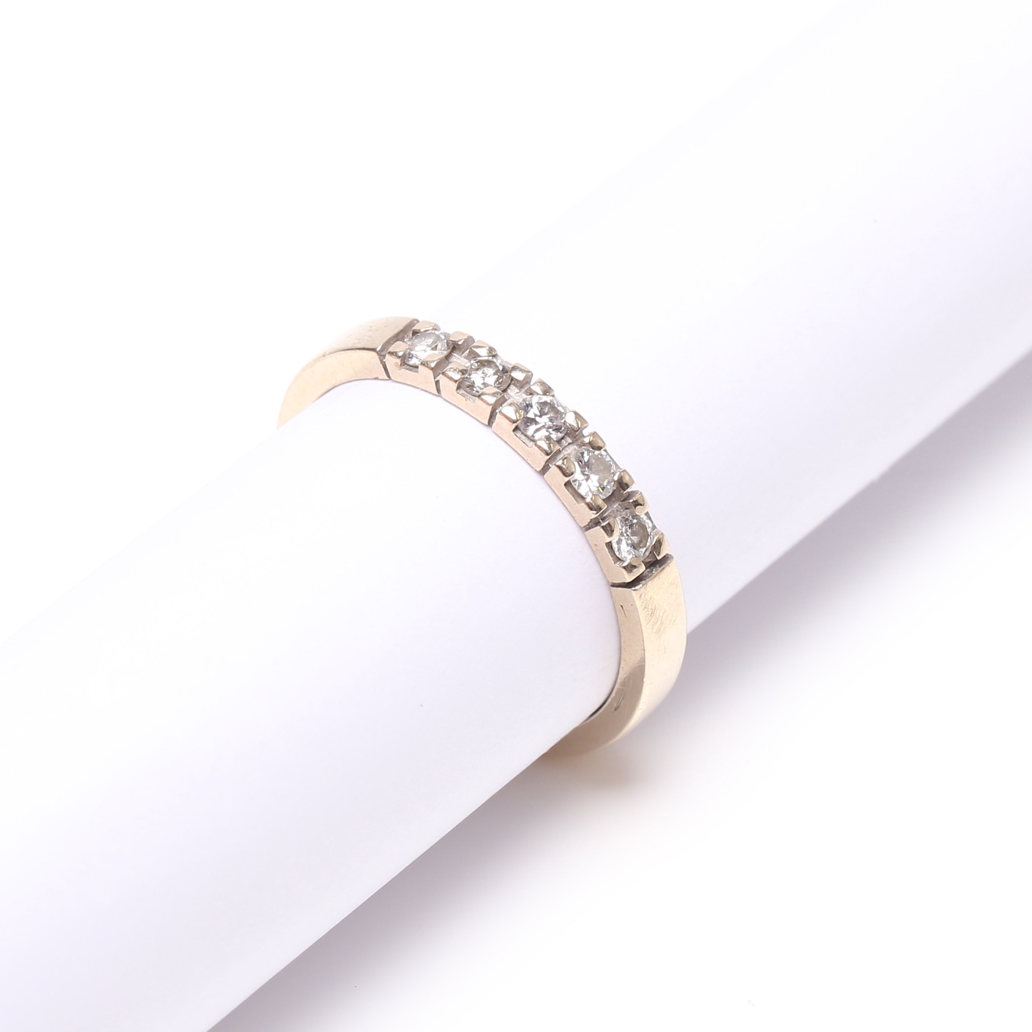 RING, med diamanter, 14K, Guld, vikt cirka 3 gram.