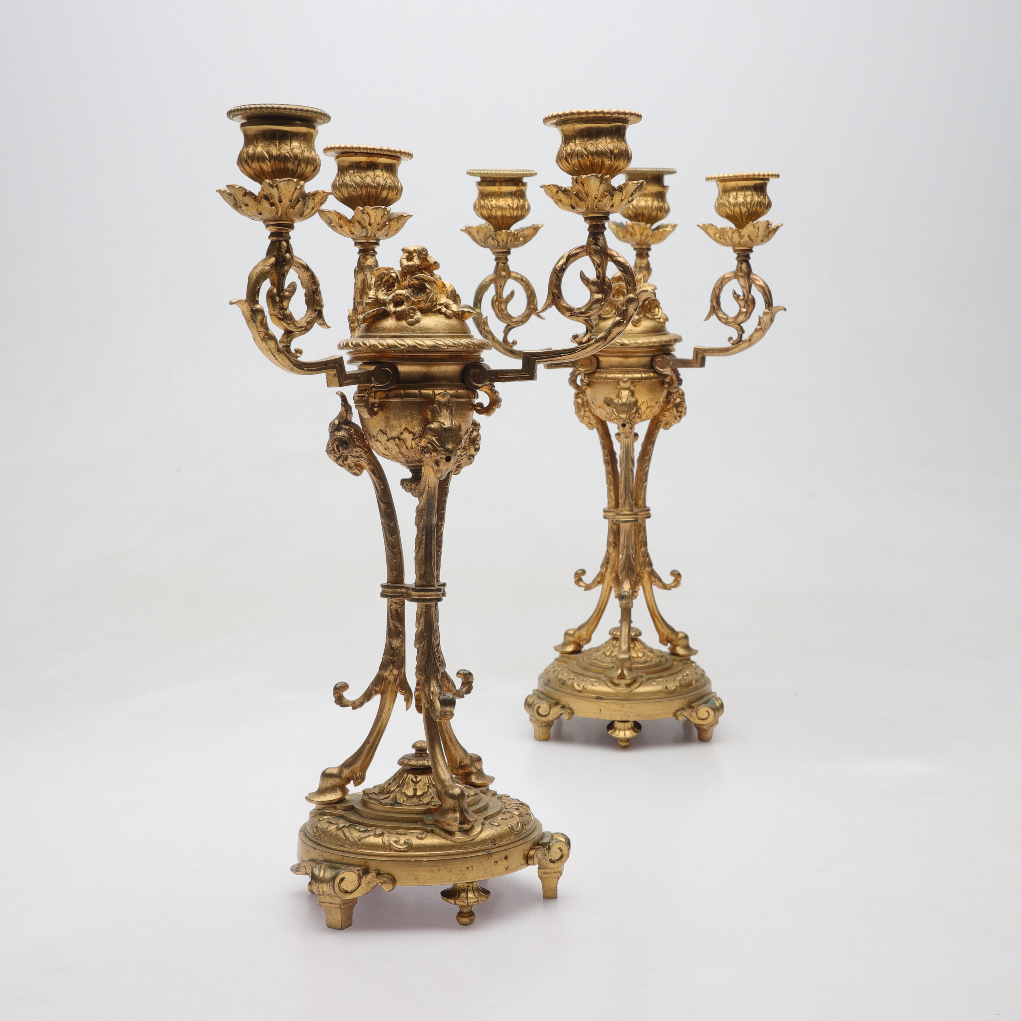 KANDELABRAR, förgylld mässing, Louis XVI-stil, 1900-tal.