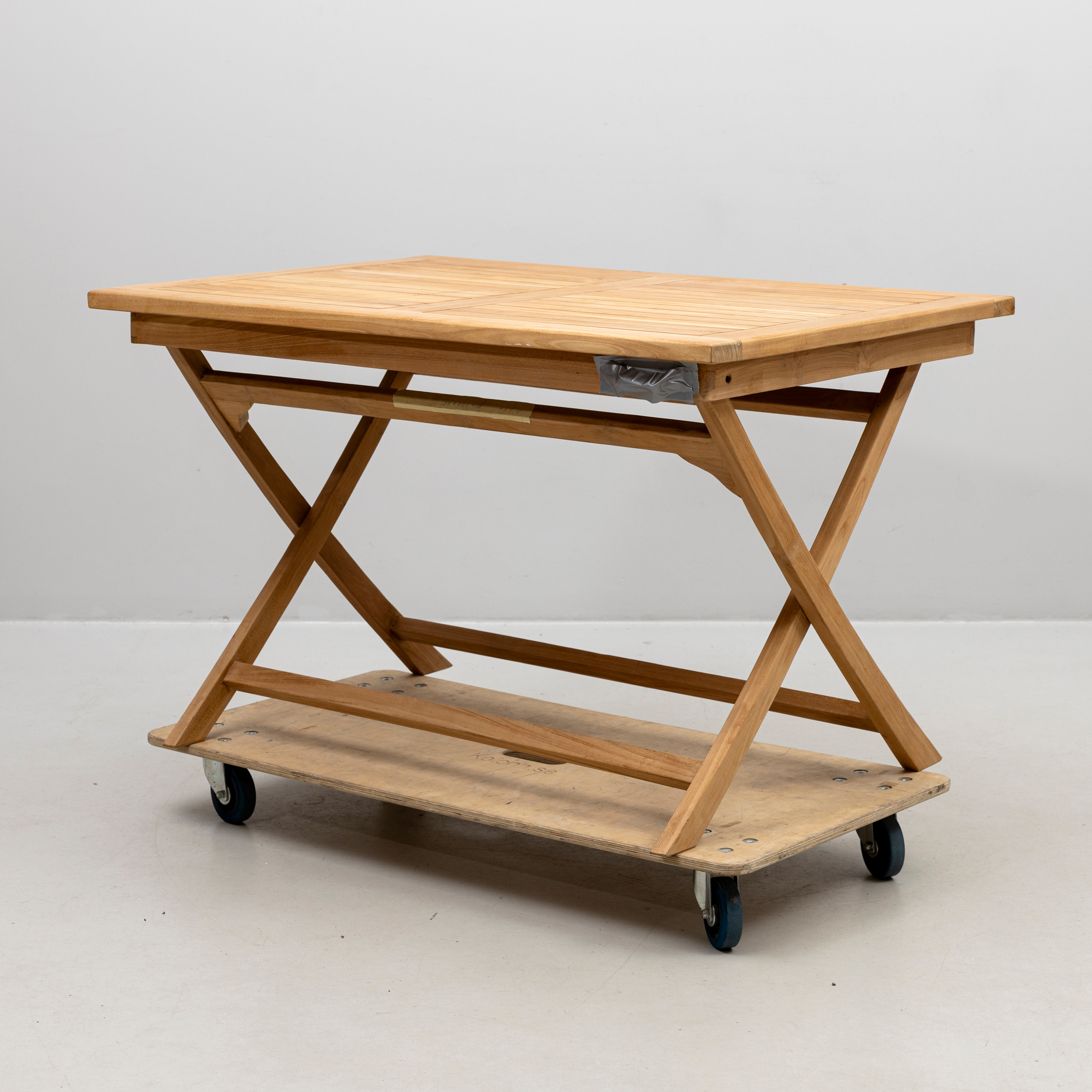 MATBORD, utemöbel, trä, Venture Home, samtida.