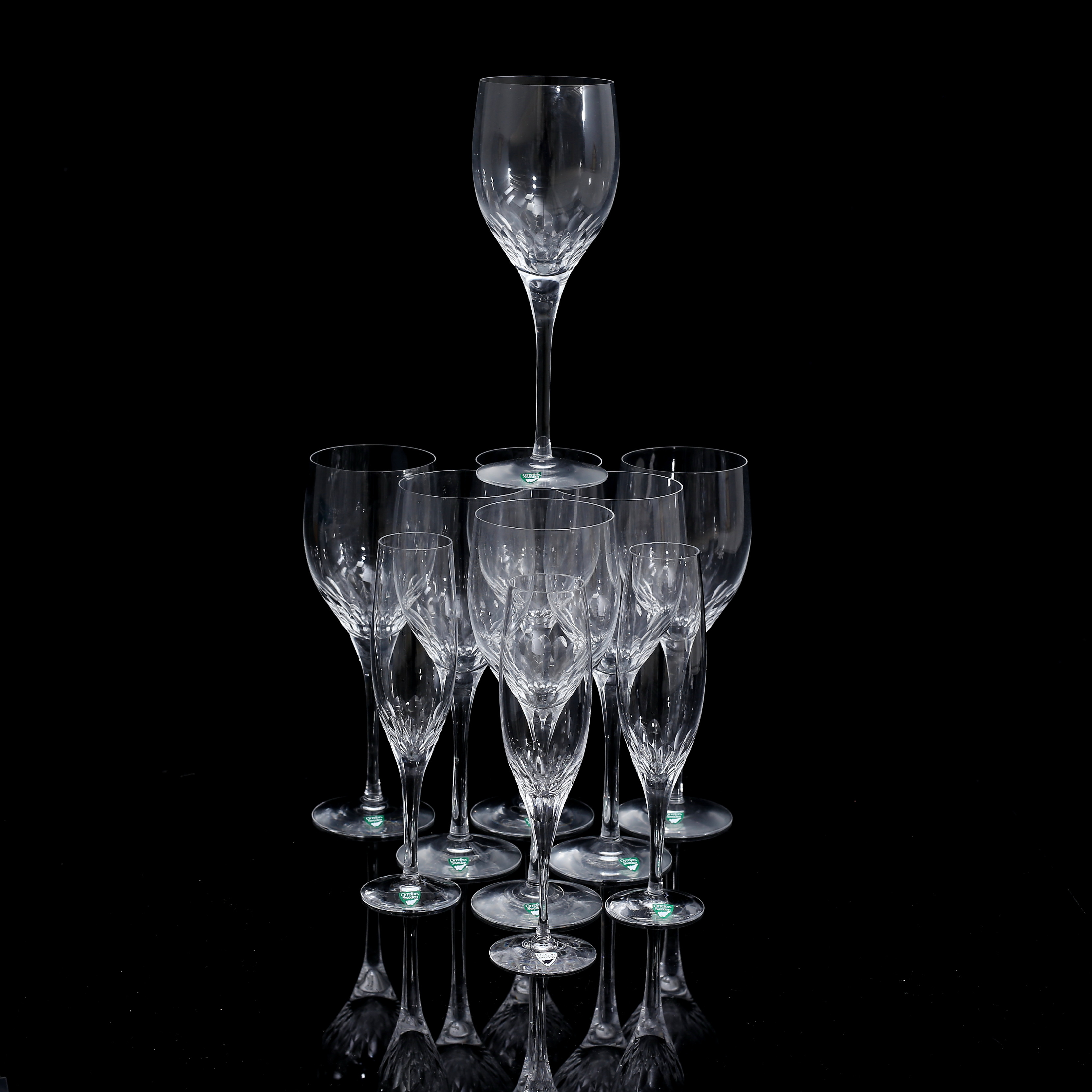 NILS LANDBERG. "Prelude", 10 delar, vinglas samt champagnestrutar, Orrefors.