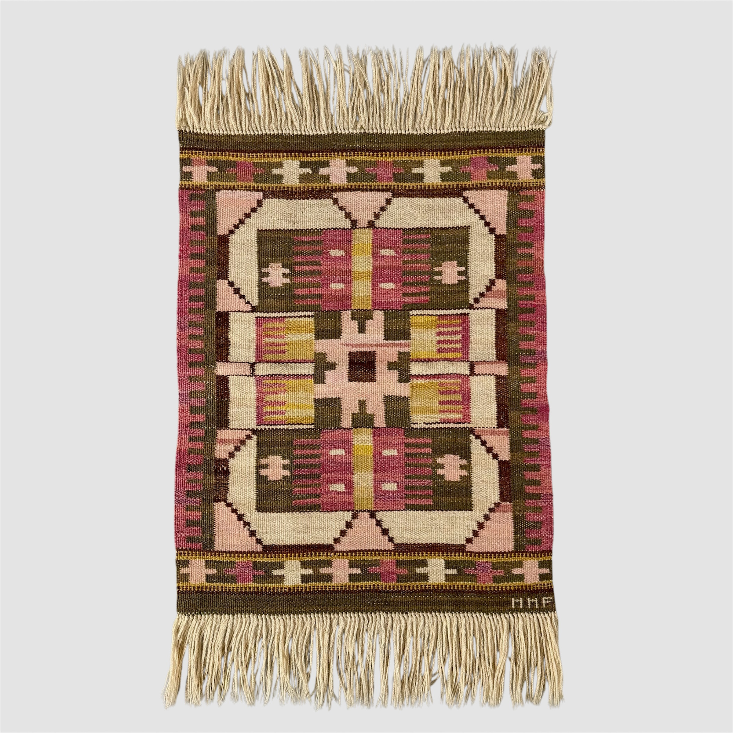 MÄRTA MÅÅS-FJETTERSTRÖM. Bonad/ duk, "Blekingerosa", vävd, ca 77x58 cm.